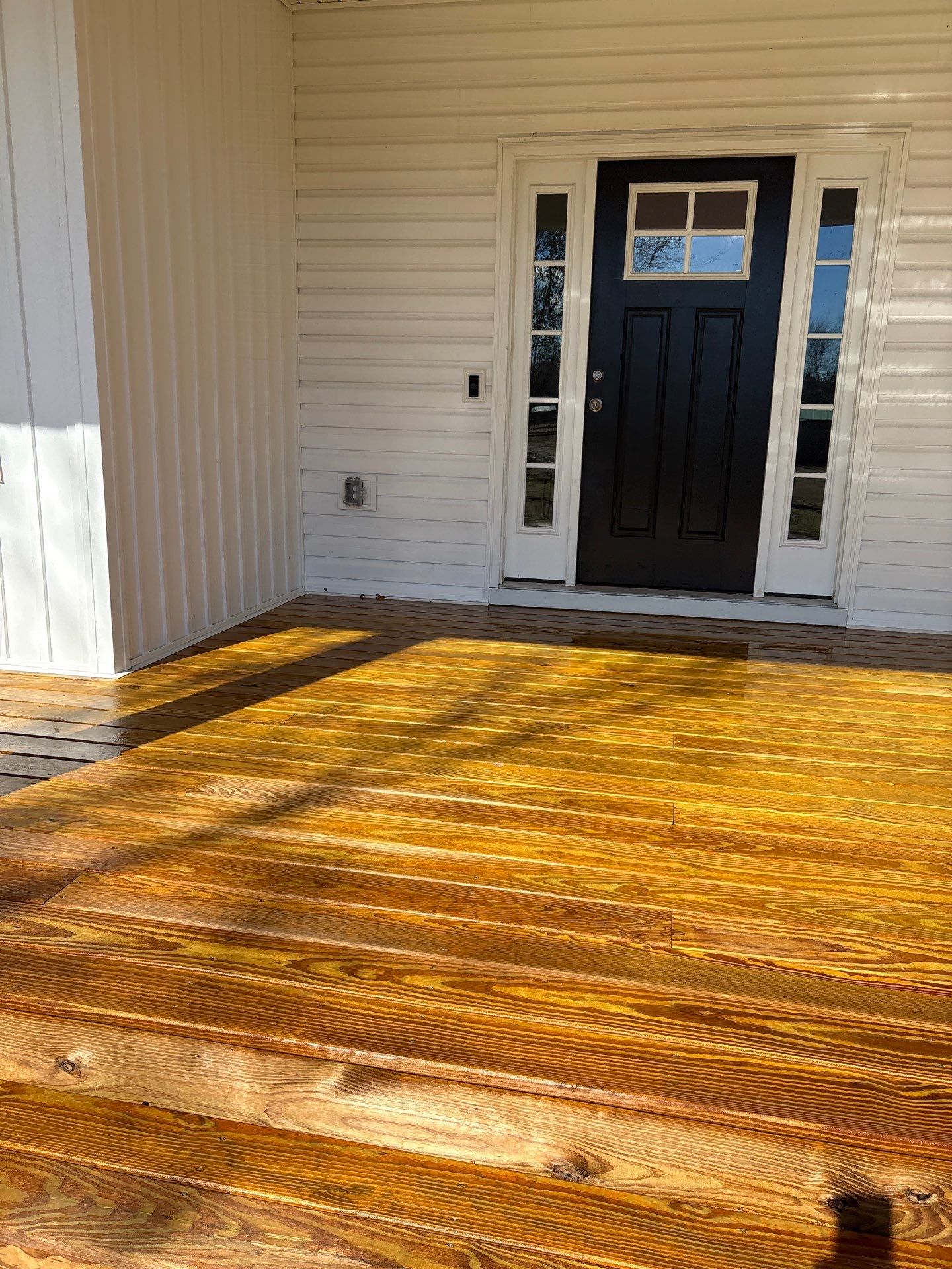 Deck using Wood Sealant by DuraSeal