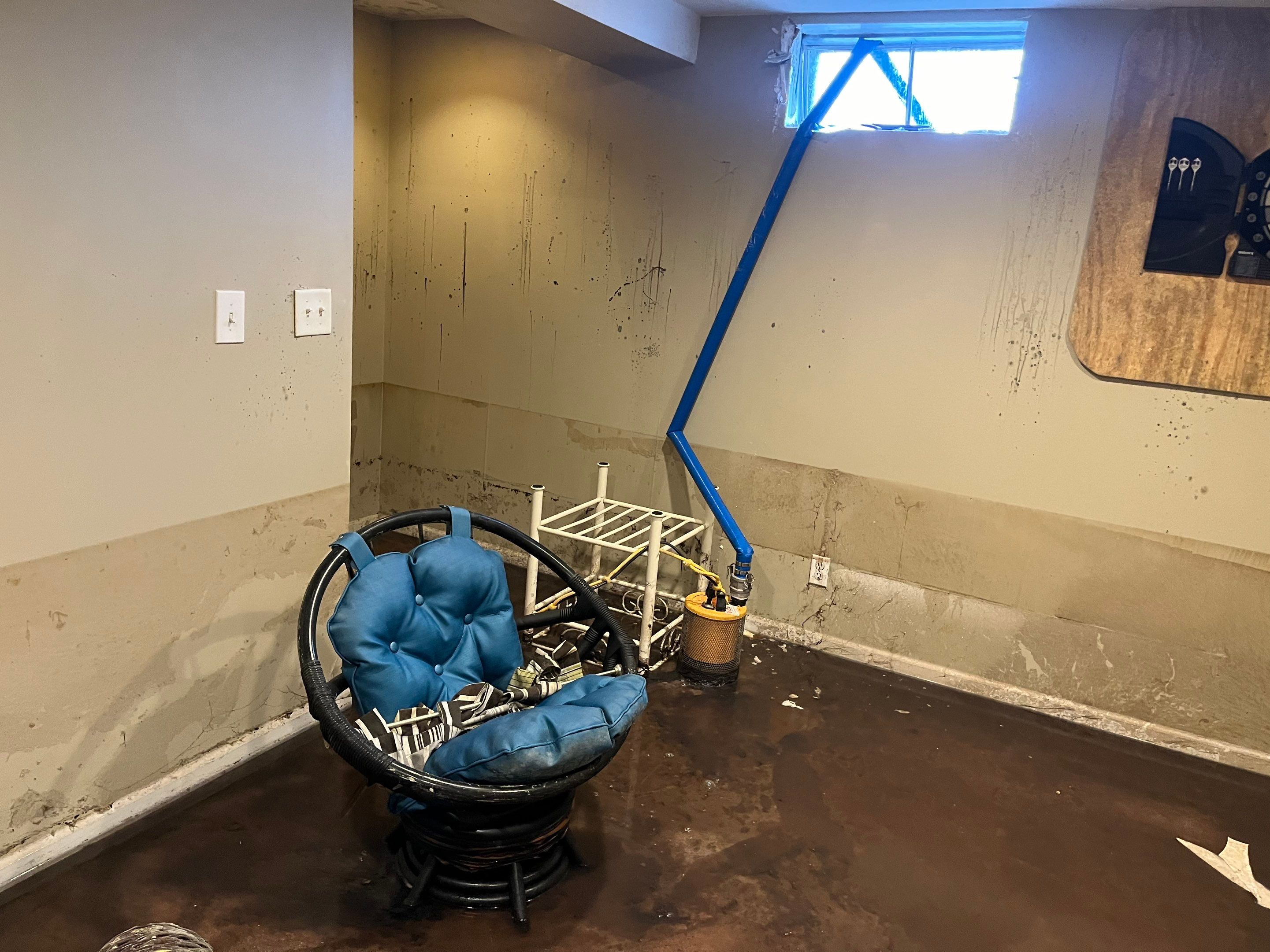 EMS Water Damage and Mold Remediation in Louisville, KY  by ANR Restoration
