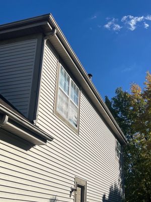 Turtle Shell gutter protection installation in Lombard, IL 60148, photograph 3