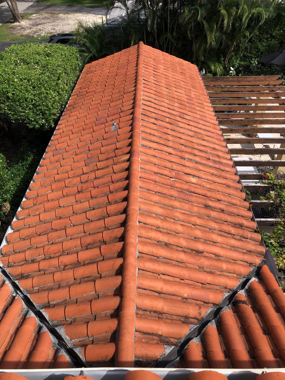 Verea Spanish S  - Fume Color by Istueta Roofing