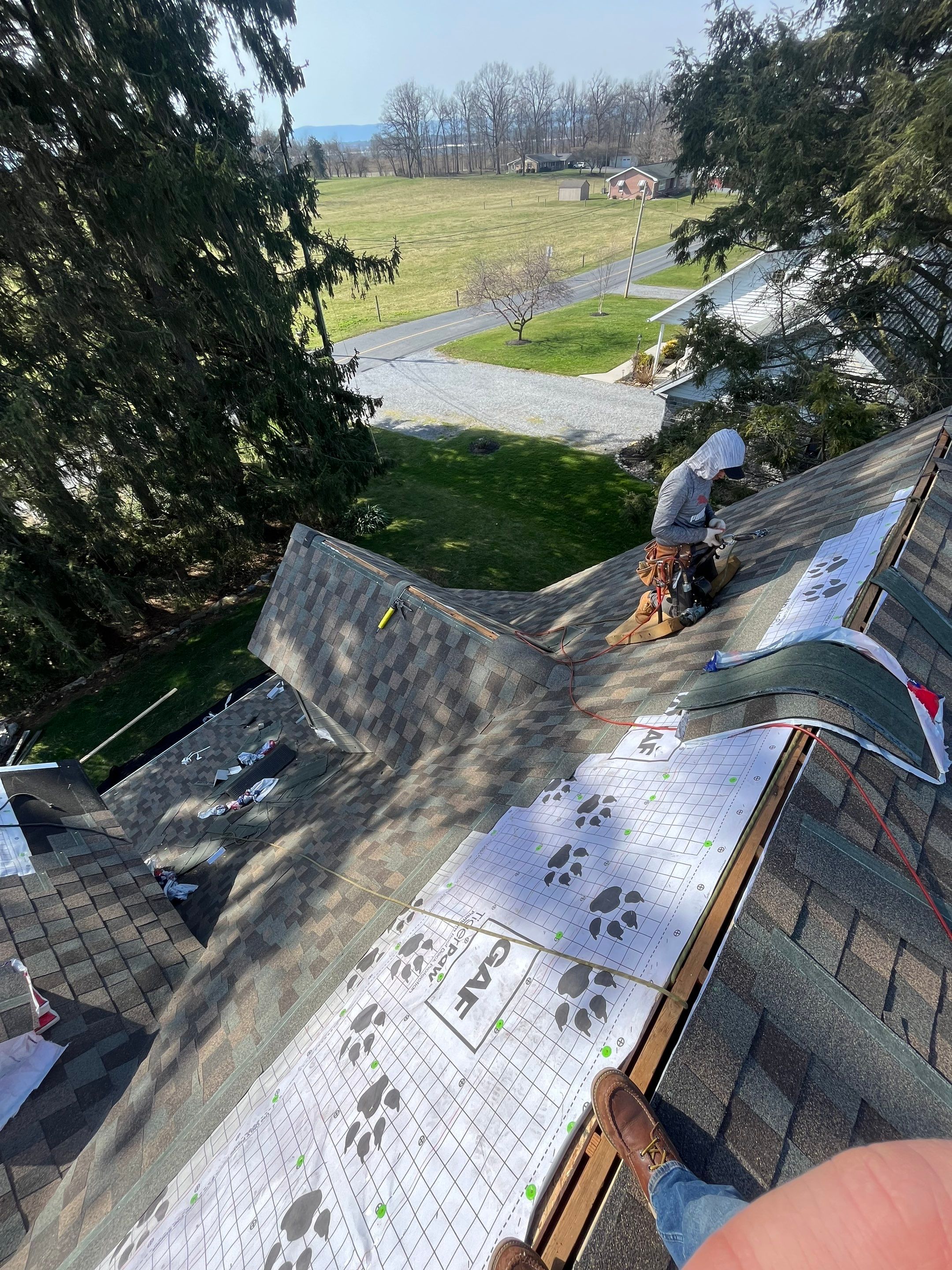 Cedar Falls Gaf roofing installation by Teflon Roofing