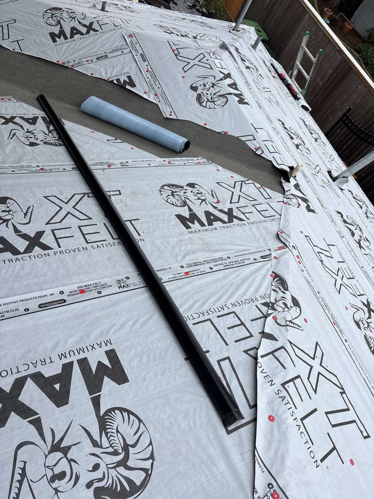 Roof Replacement Houston by Roof Repair Company
