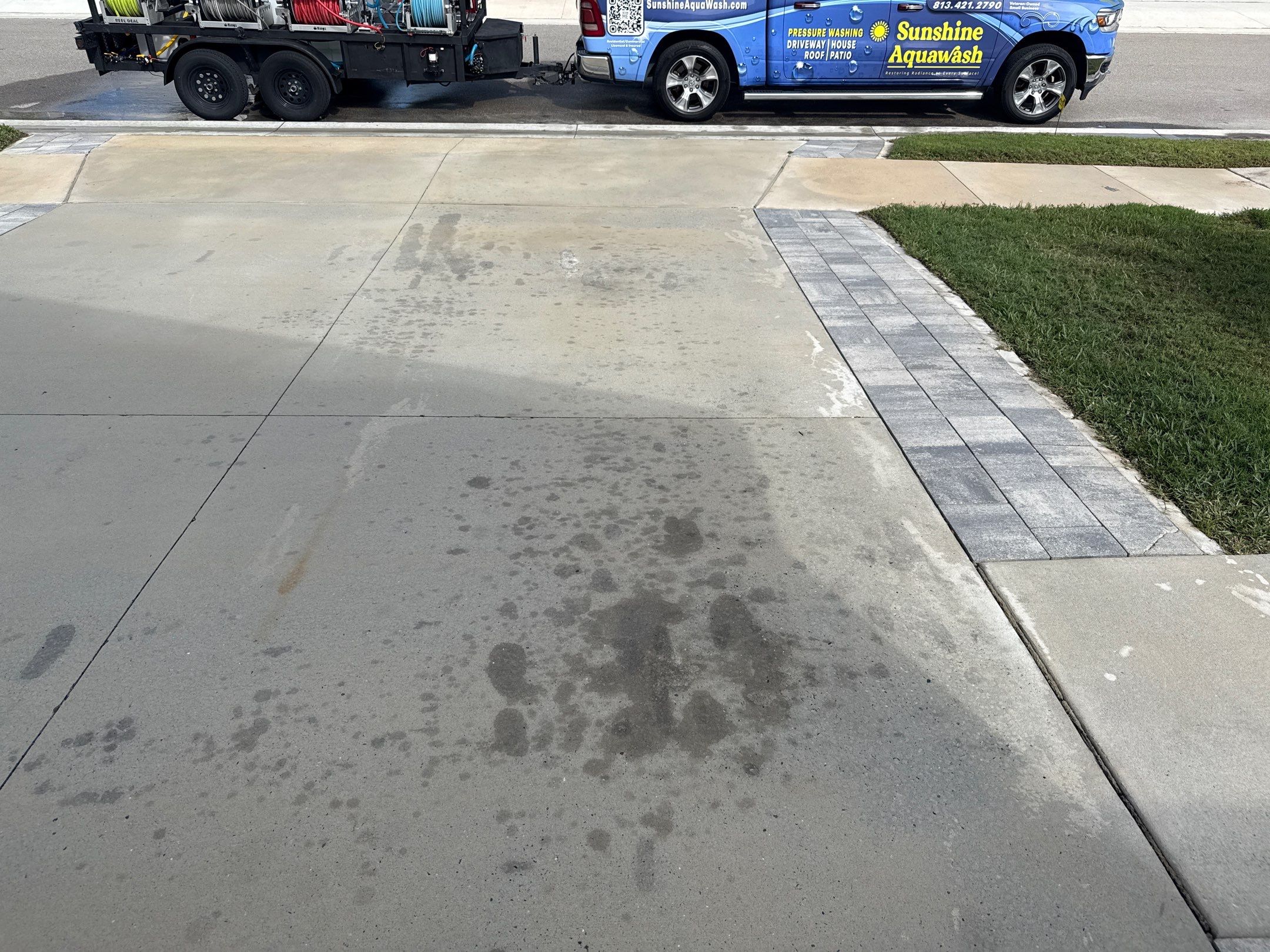 Concrete Oil Stain Removal – North River Ranch, Parrish, FL by Sunshine AquaWash