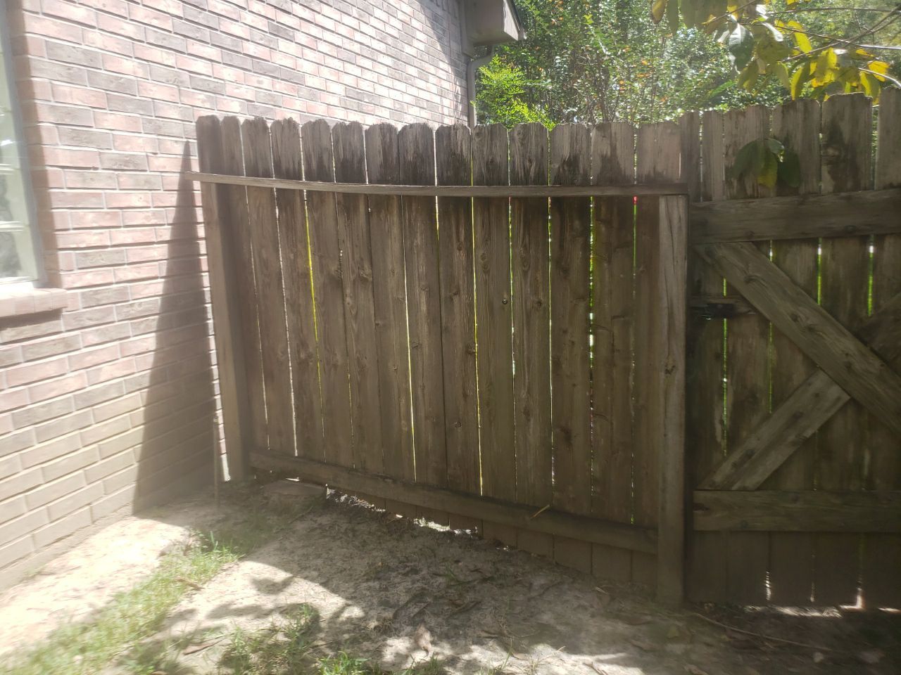 6'6" Western Red Cedar Fence Install by Astro Outdoor Designs 