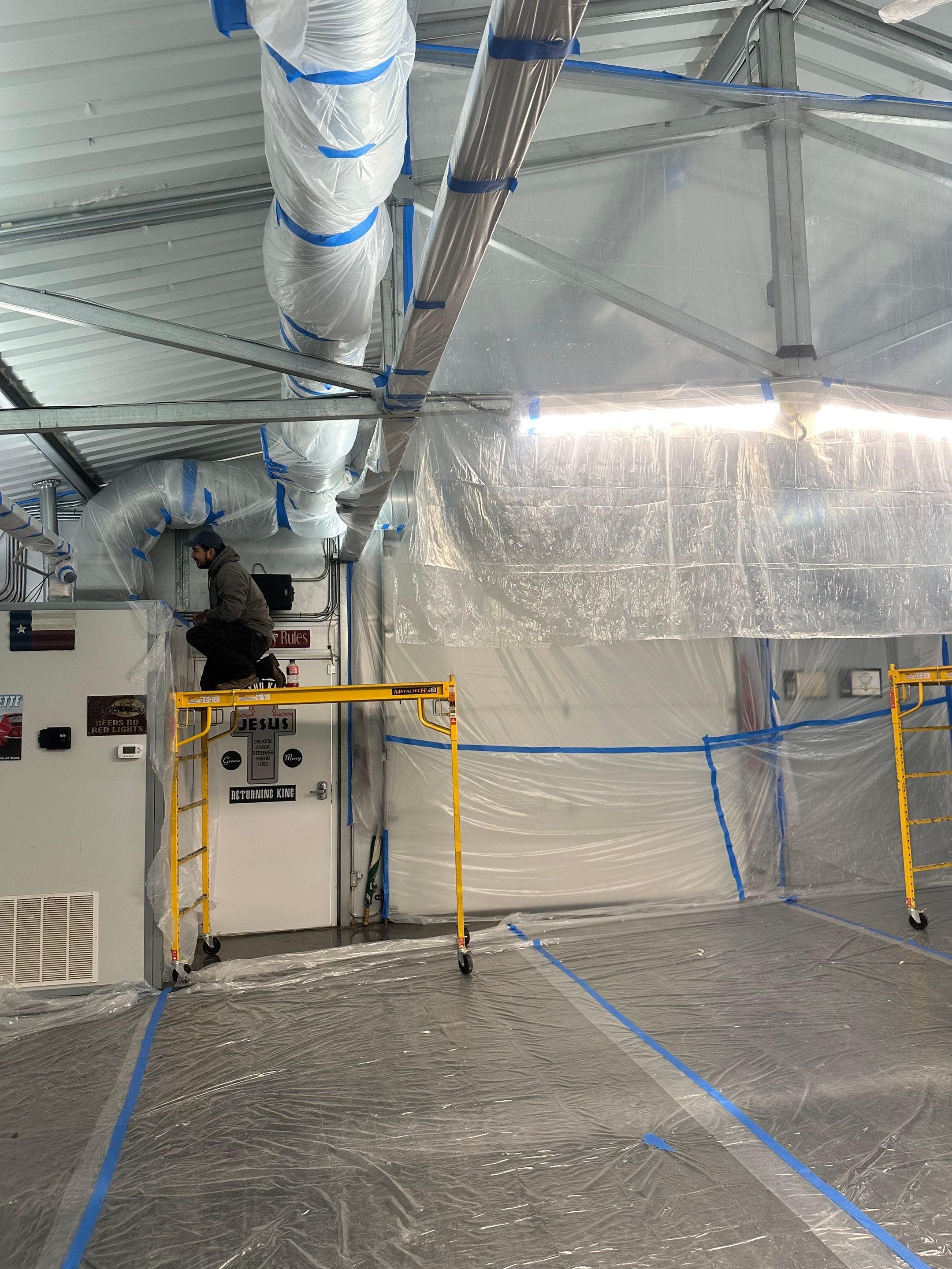 Sunnyvale Tx, Close cell spray foam custom garage  by Apex Insulation Solutions