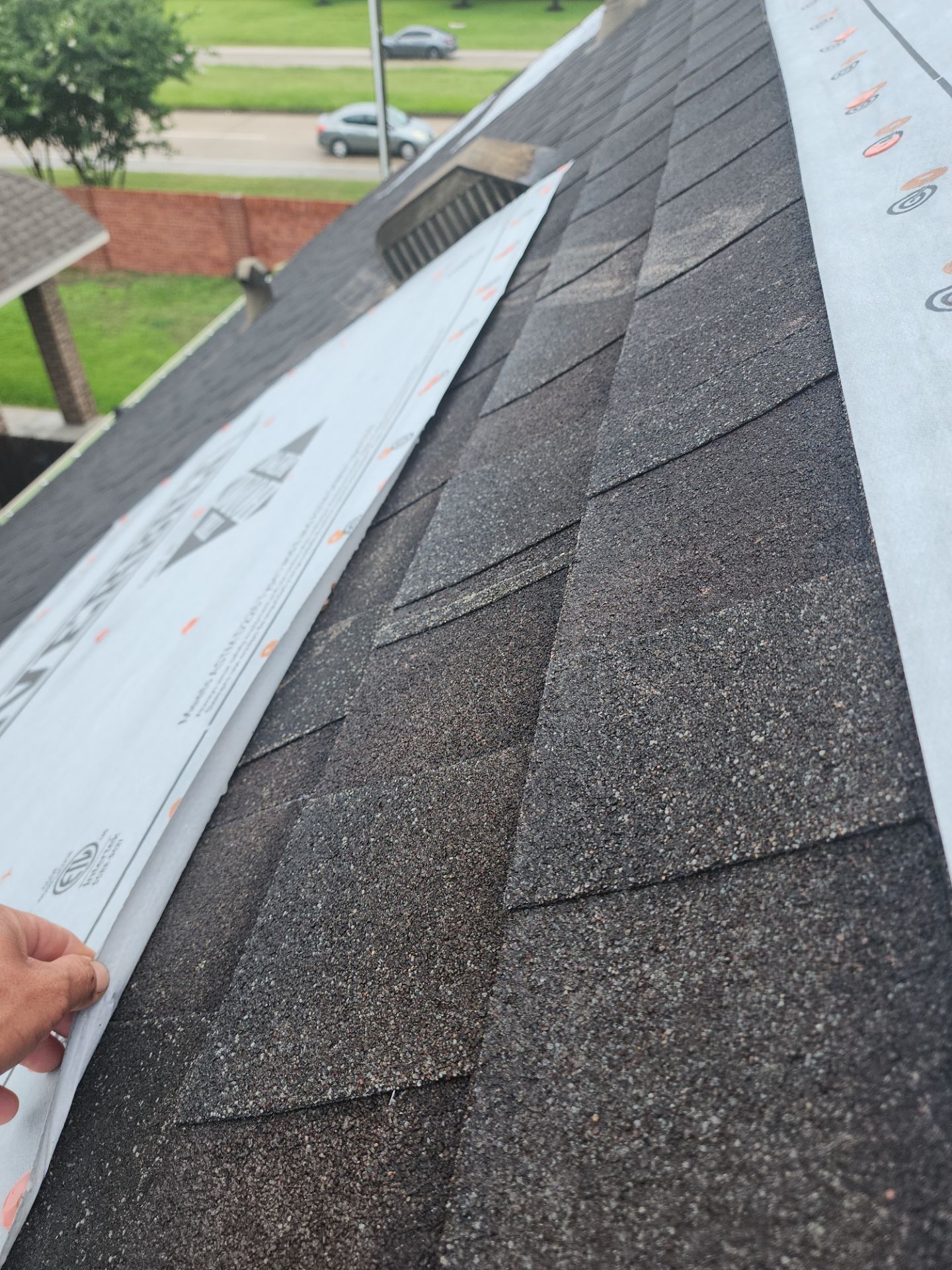 Residential Roofing Installation using Owen's Corning Duration (Lifetime) Shingles by Roof Repair Company
