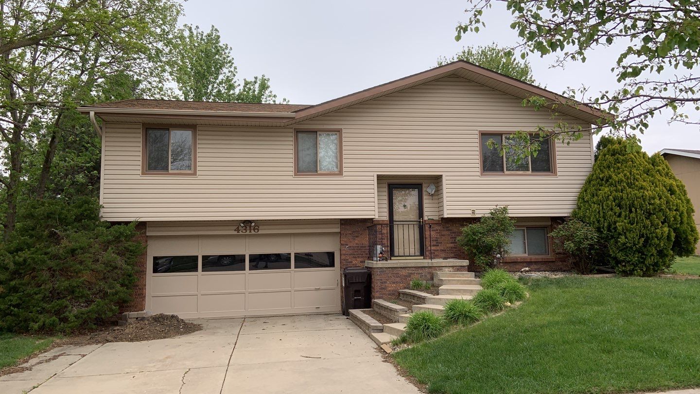 Malarkey Vista - Weathered Wood by White Castle Roofing
