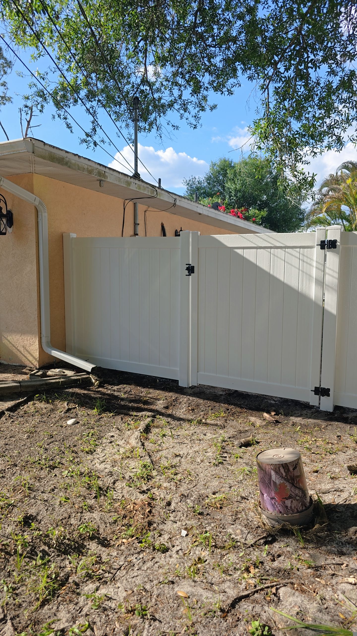 Vinyl Installation in North Port by True Fence LLC