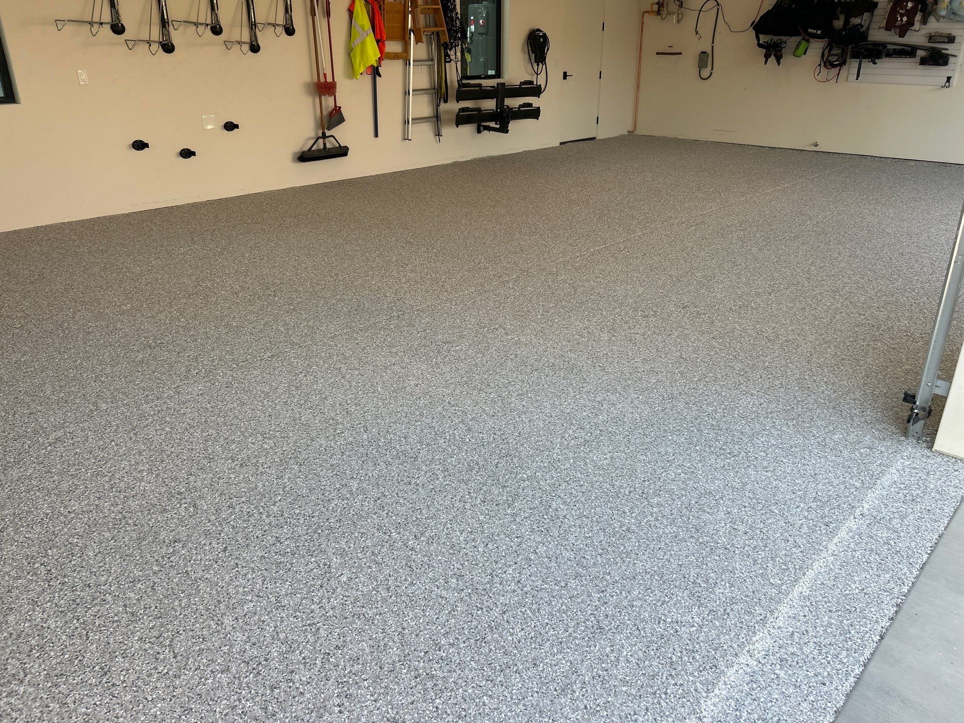 3 car garage, yes please by MGP Coatings