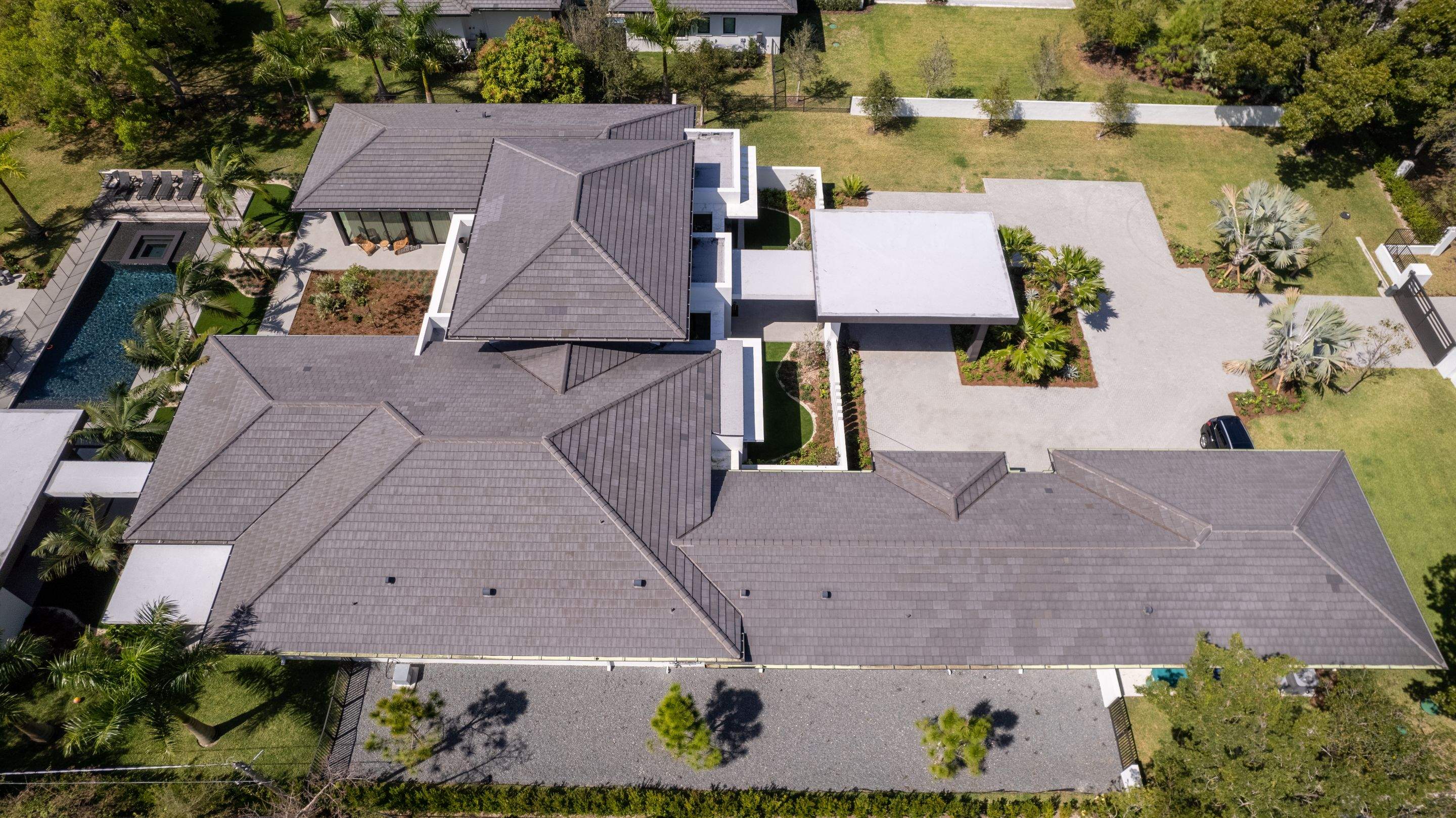 Crown Windsor Slate - Charcoal Black by Istueta Roofing