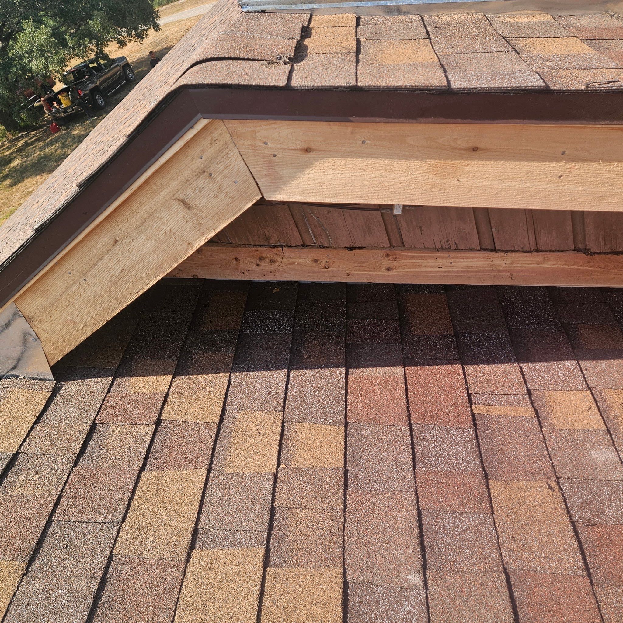 Country Roofing by Bayfront Roofing and Construction