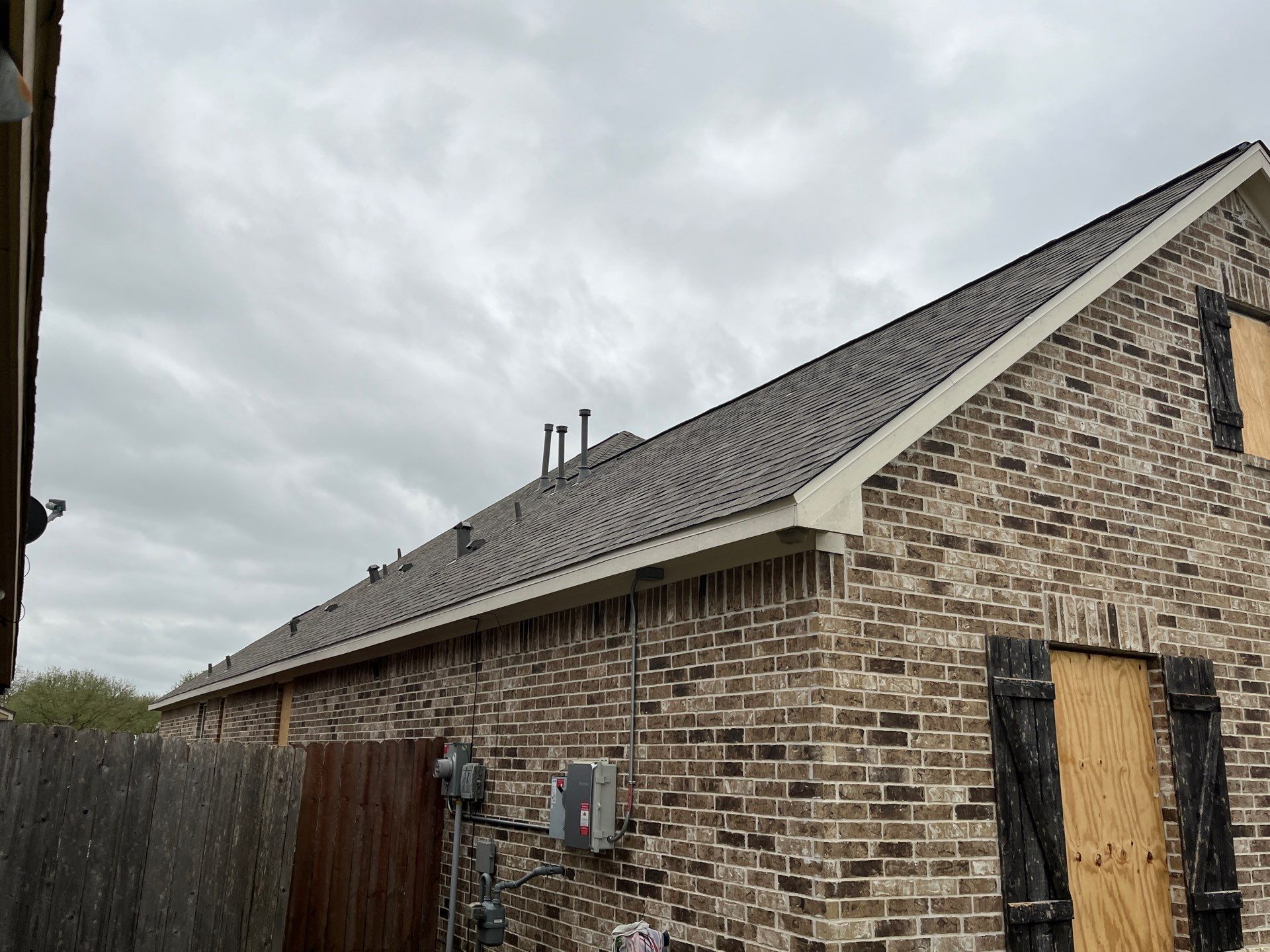 Hail Damage using Owen's Corning Duration (Lifetime) Shingles by Roof Repair Company