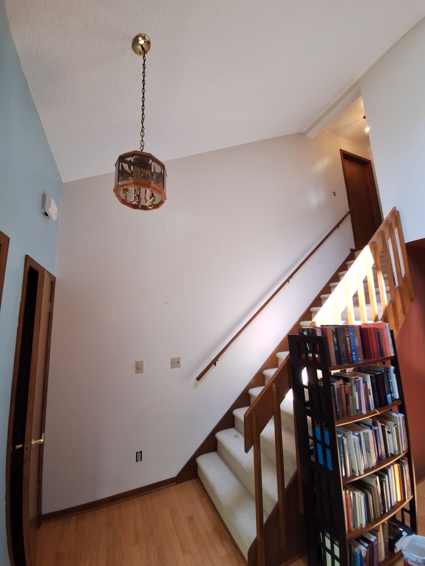 Ceiling and wall repaint by Gordon Painting