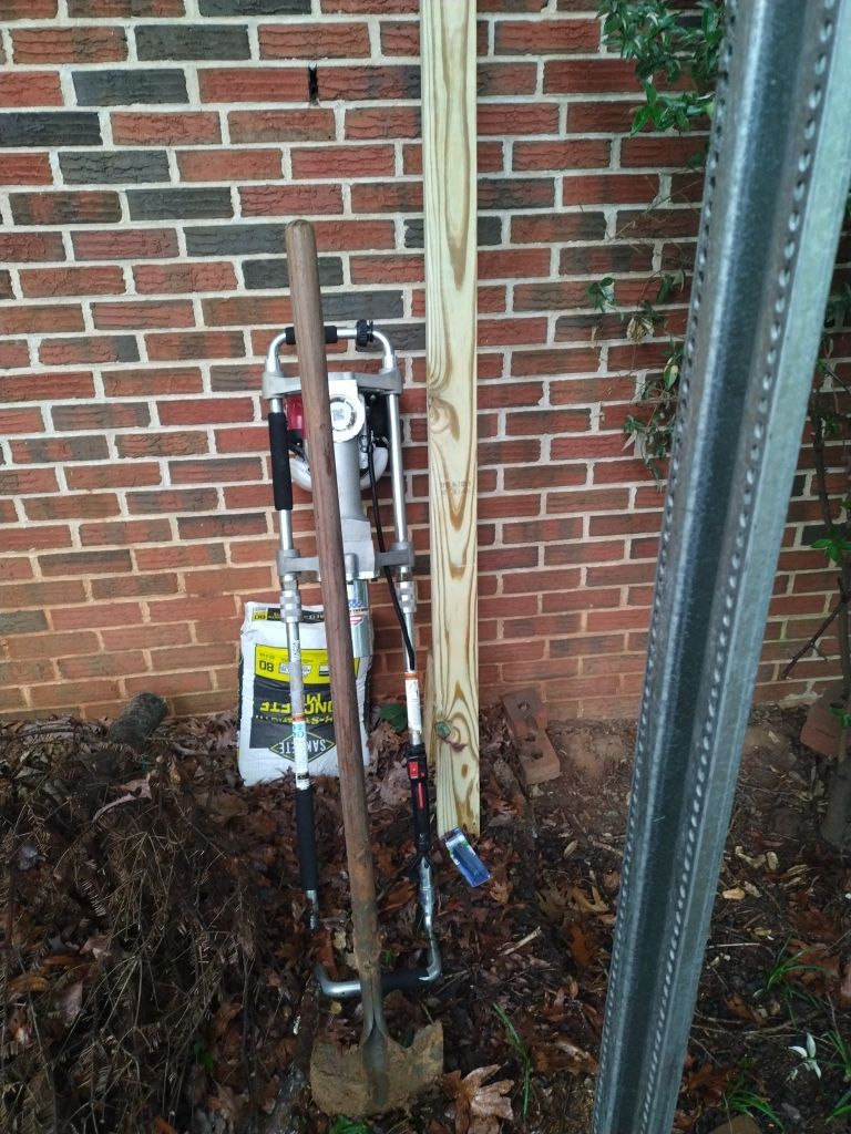 Royal Knoll Lane - Fence Installation  by Pillar and Pine