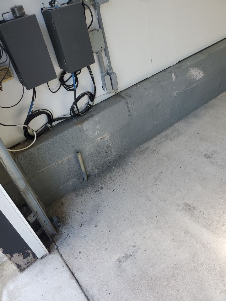 Garage Floor Coating using Penntek in Domino by Spectrum Painting, LLC