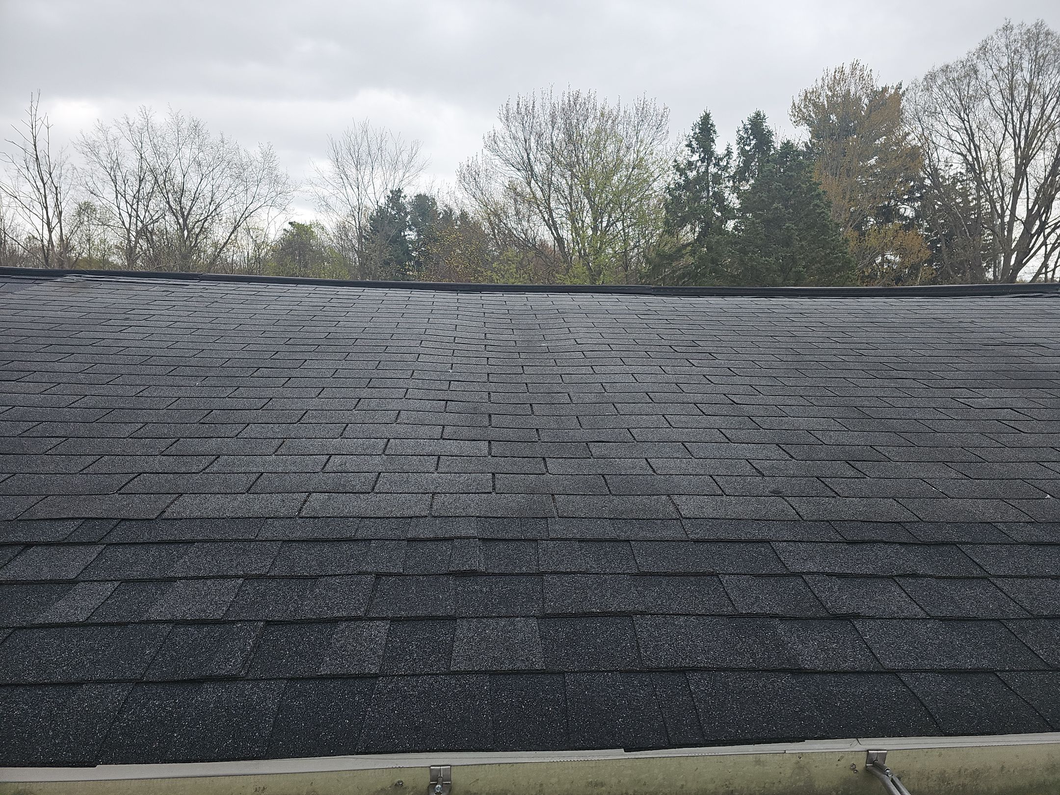 ATLAS PINNACLE COLOR: PRISTINE BLACK by Eagle Eye Roofing