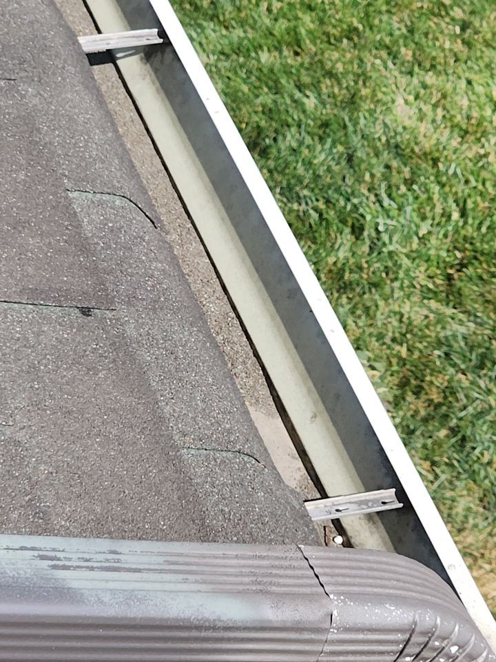 Liberty Township - Pristine Black by Tamlin Roofing