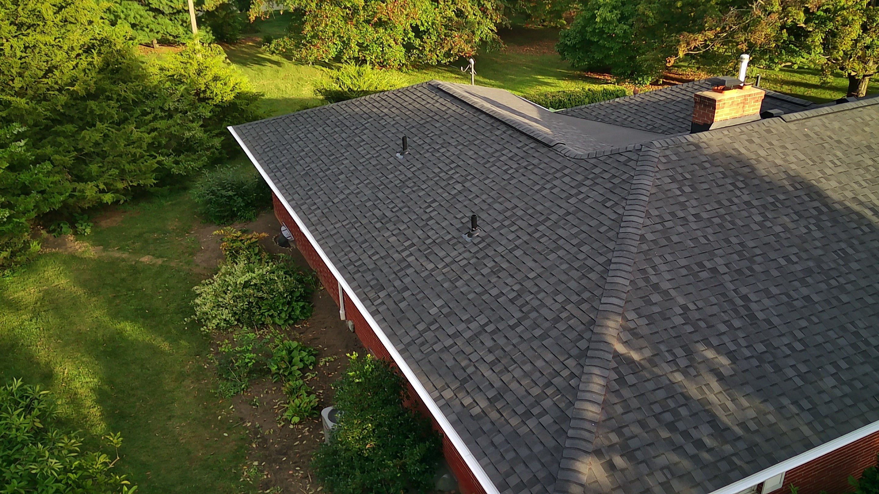 Landmark Pro Installation in Lewis Center by Best Roofing & Siding Company