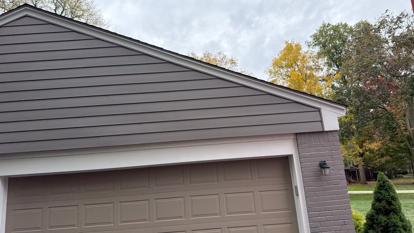 Siding Replacement using Alside S7 Cedar Mill Grain Storm Grey by 180 Contractors
