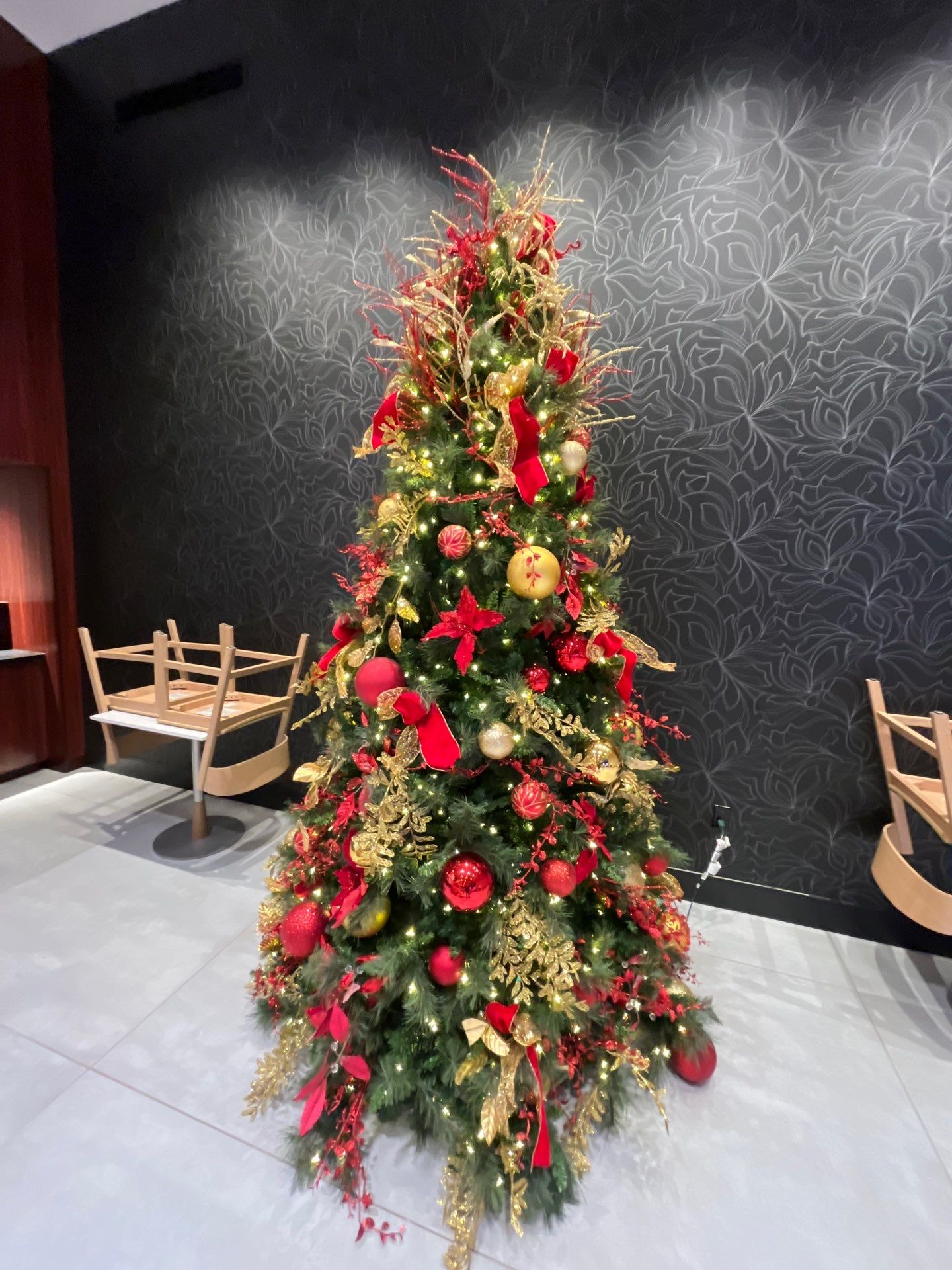 EMC by Kaylor Landscape inc.