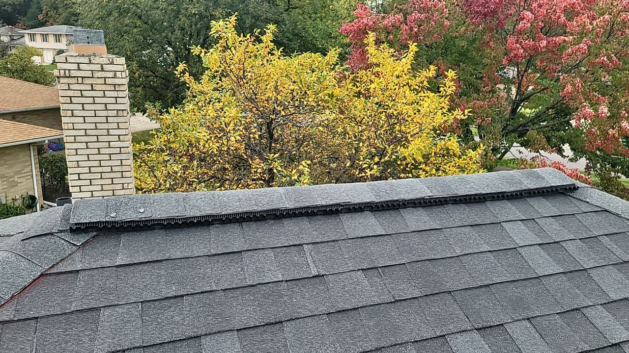 ATLAS PINNACLE COLOR: SCOTCHGARD BLACK SHADOW DRIP EDGE: WHITE by Eagle Eye Roofing