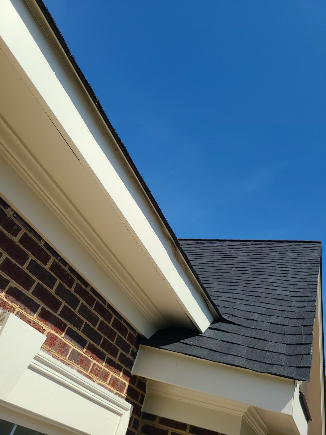 Springfield: CertainTeed Landmark Pro Designer Shingles in Max Def Charcoal Black by RM Banning, Inc.