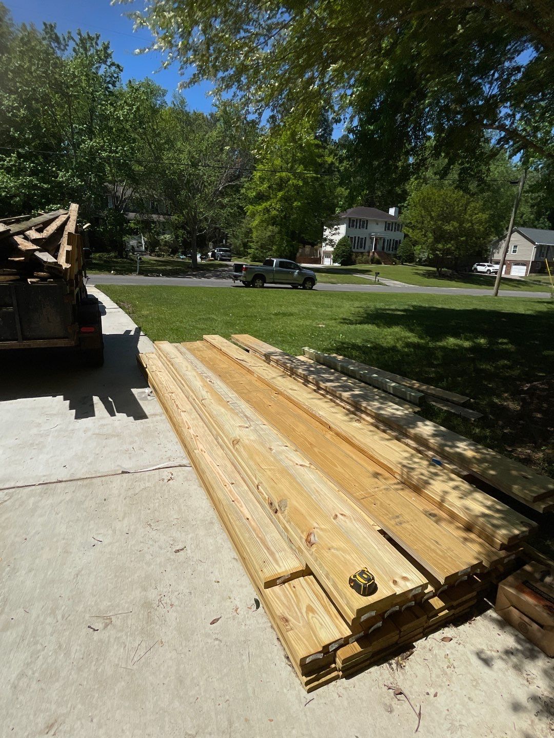 Oak Leaf Circle - Deck Installation  by Pillar and Pine