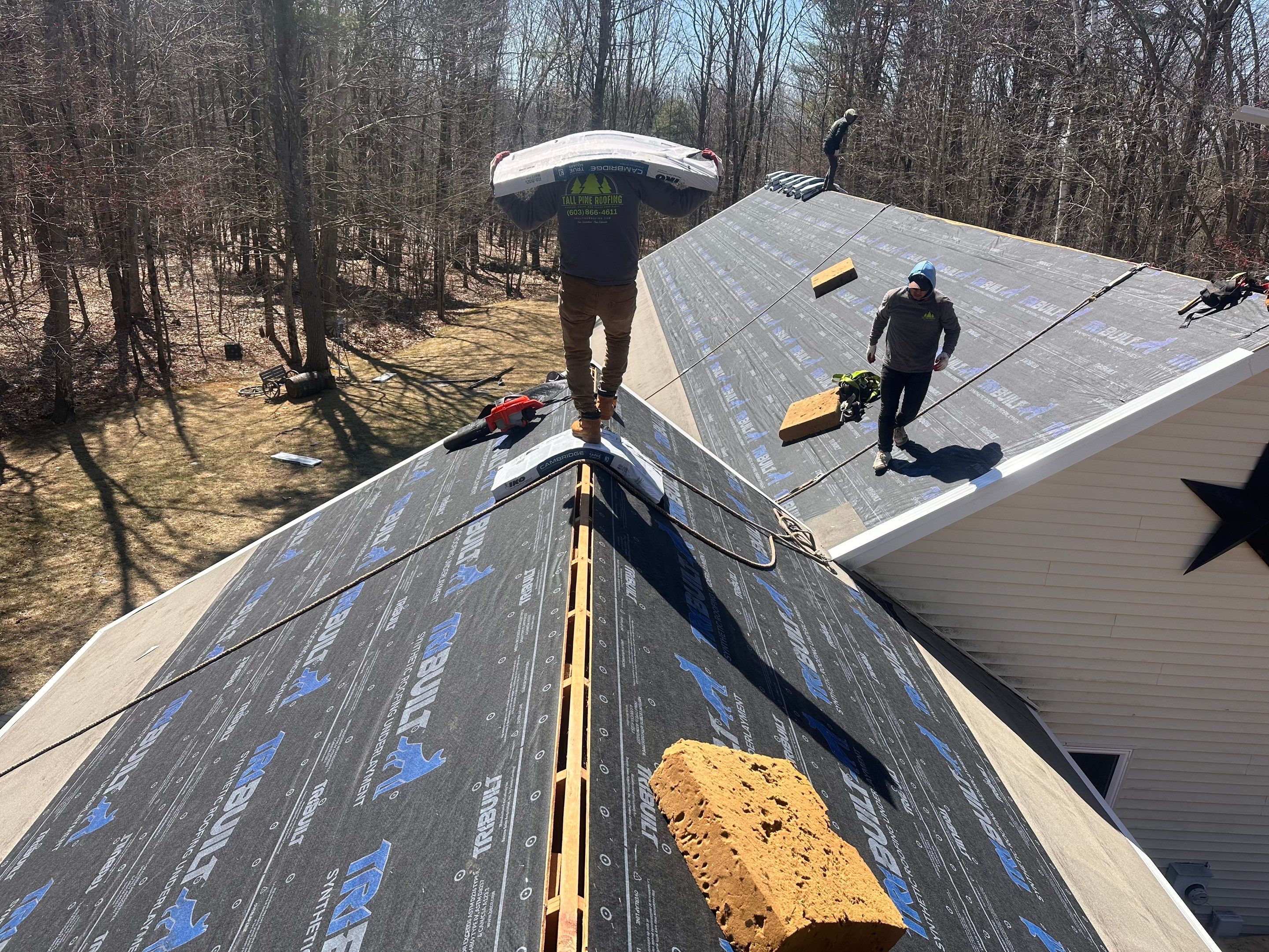 Vinyl Siding and Asphalt Roofing Replacement in Deerfield by Tall pine roofing