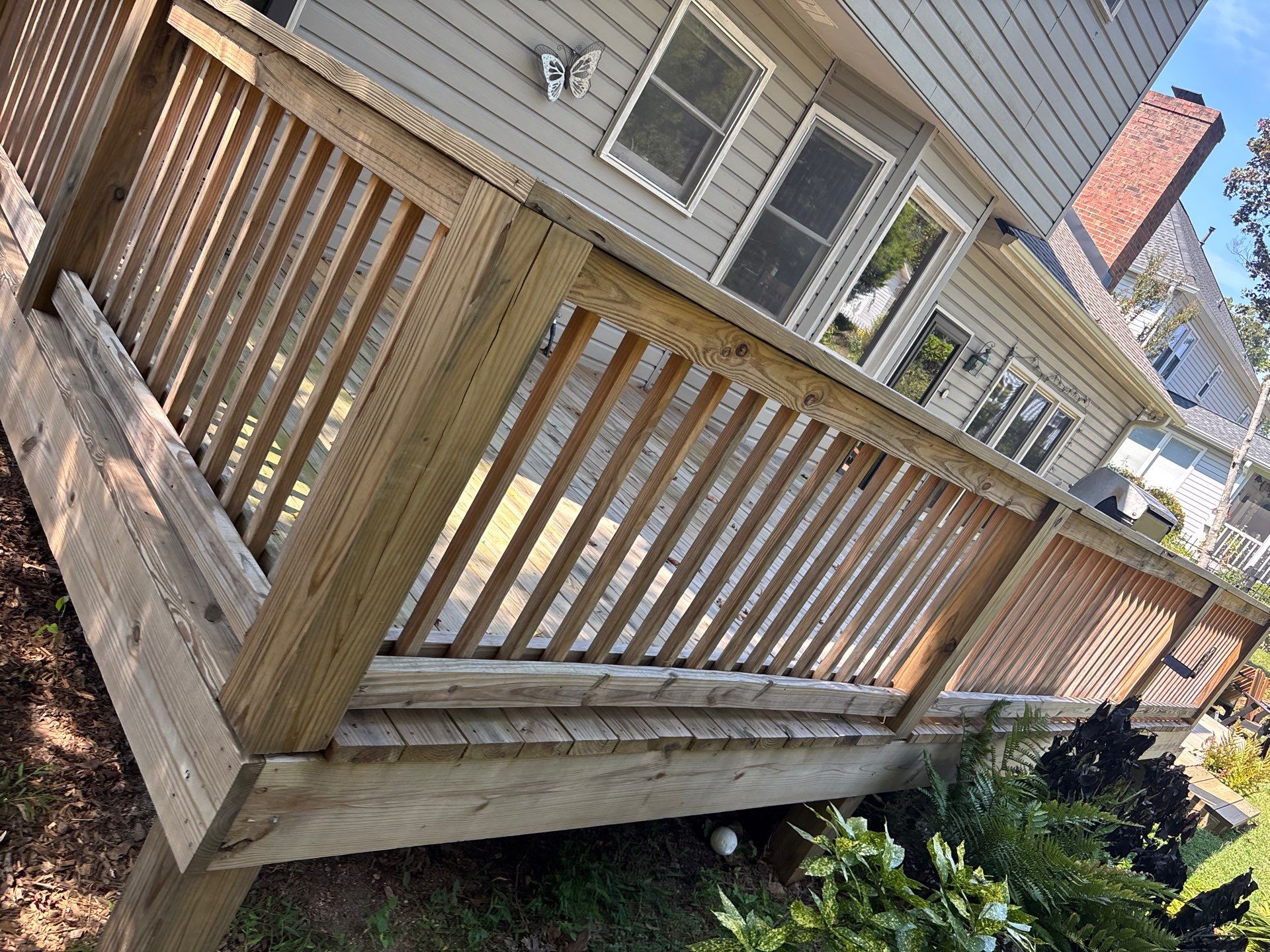 Wood Deck using Wood Sealant by DuraSeal