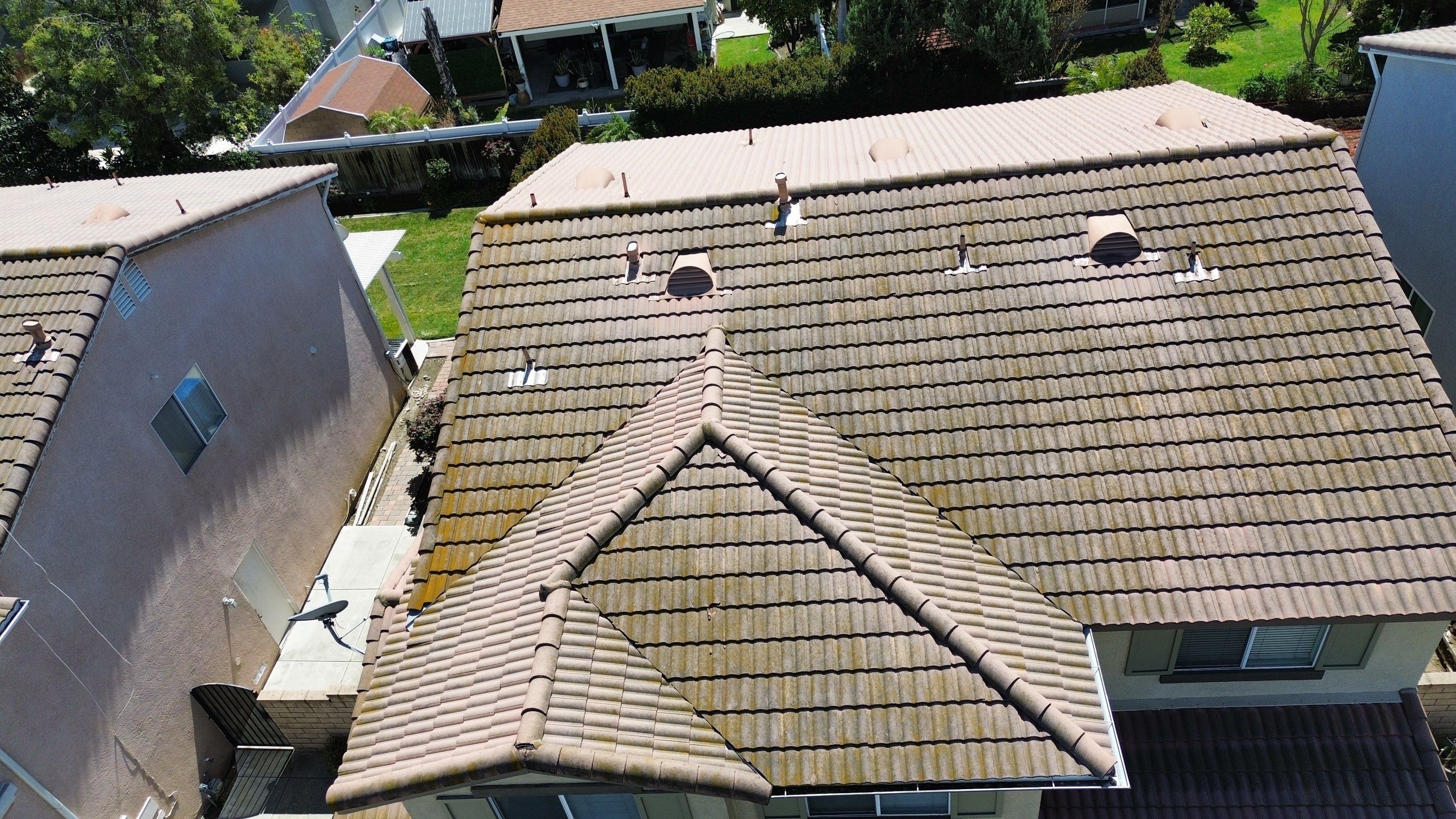 Roof Cleaning LIBERTY MUTUAL by Pirate Pete’s Power Washing