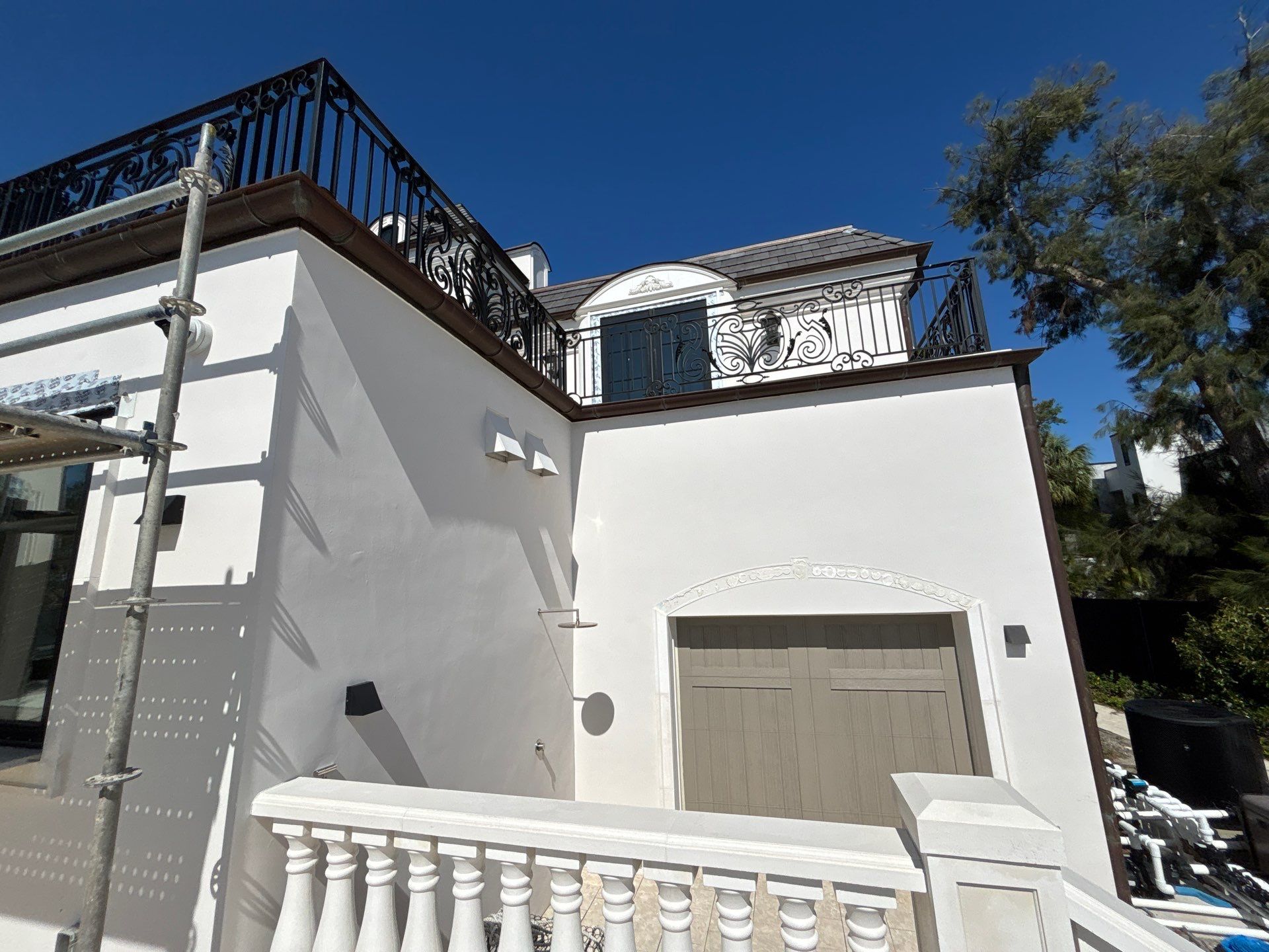 Gutter Installation using Half Round Seamless Gutters in Tampa FL by Gutter Professors