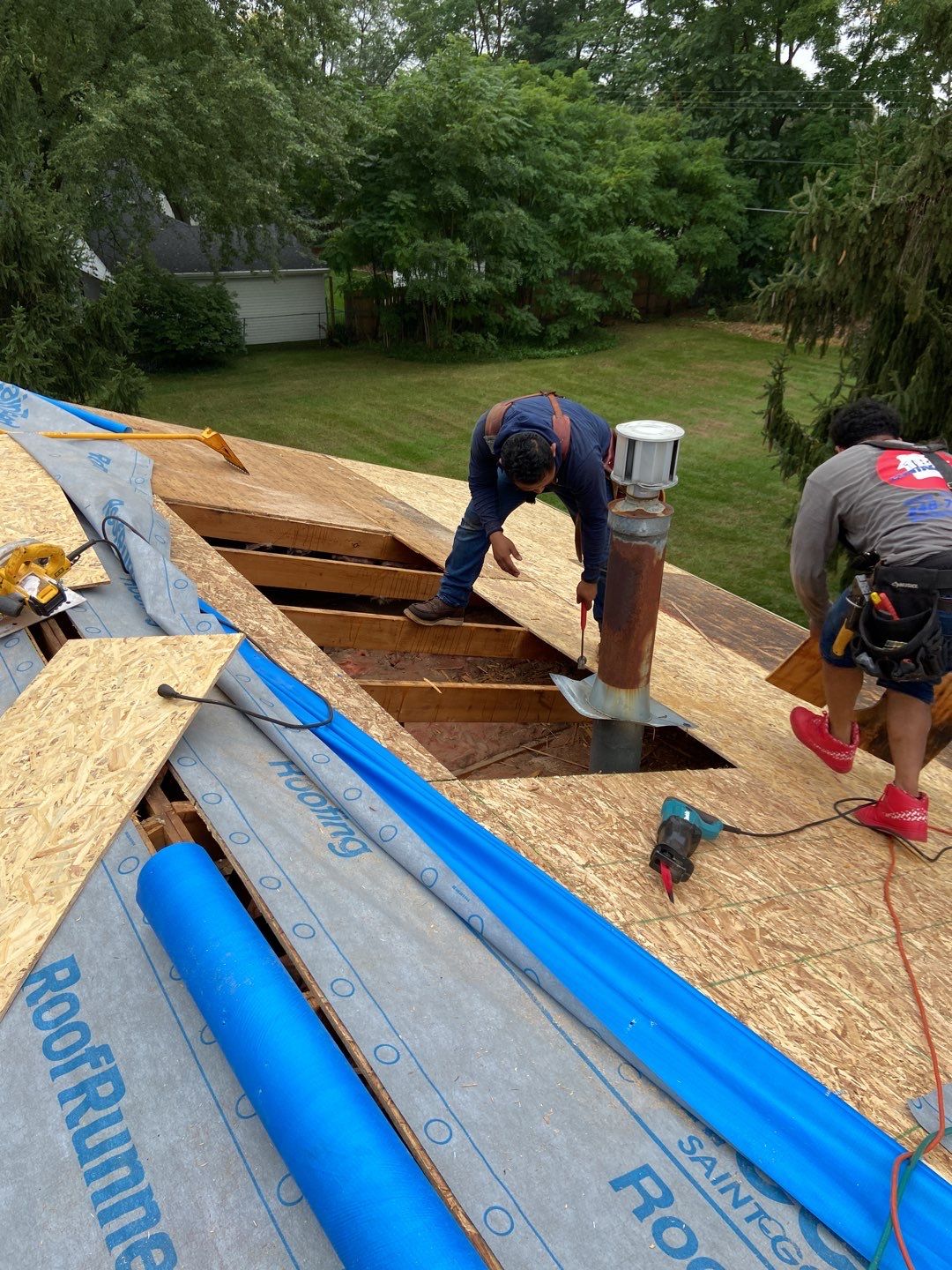 Roof Replacement using CertainTeed Landmark by 180 Contractors