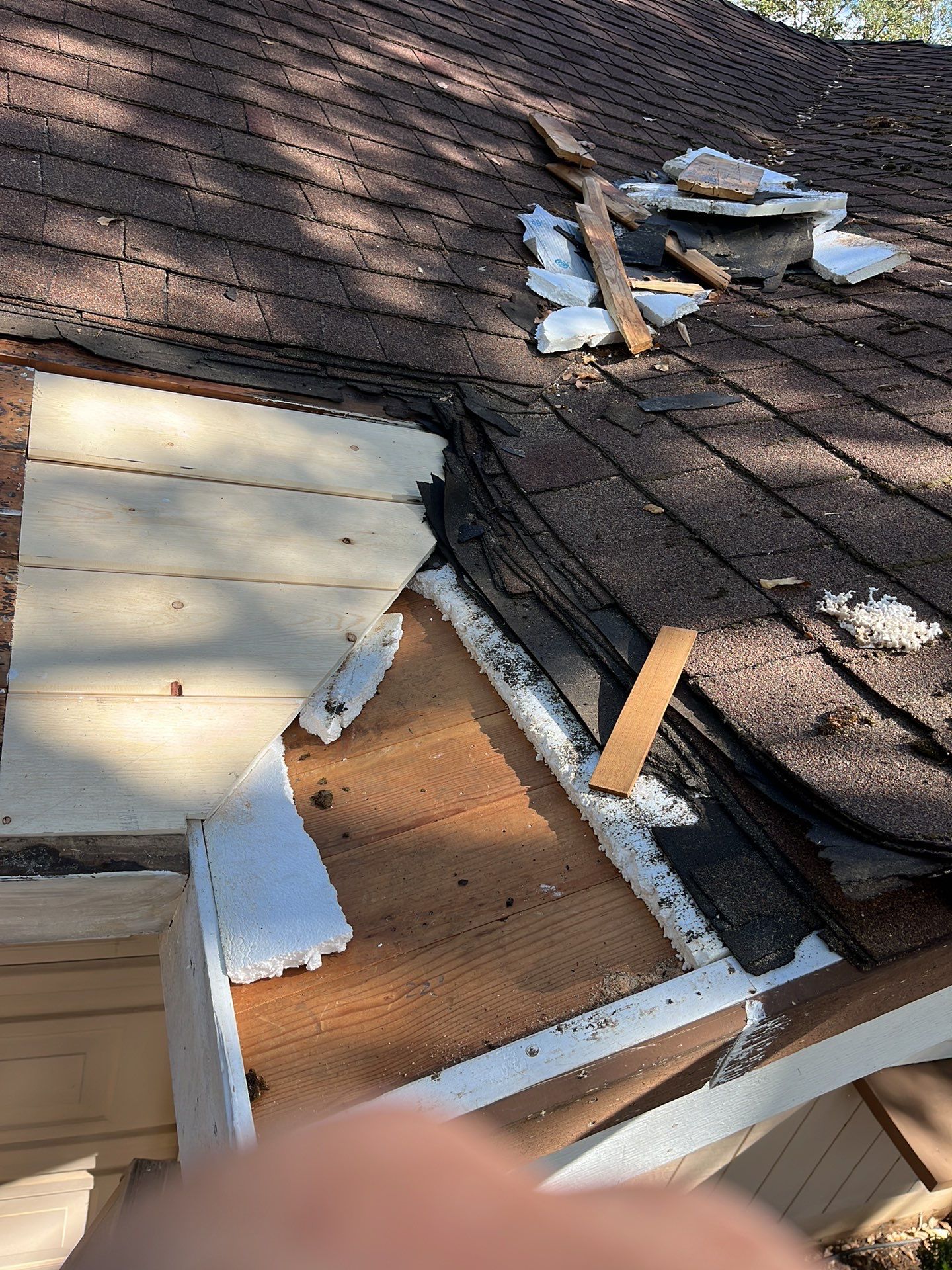 New Roof and gutters by Byers Enterprises 