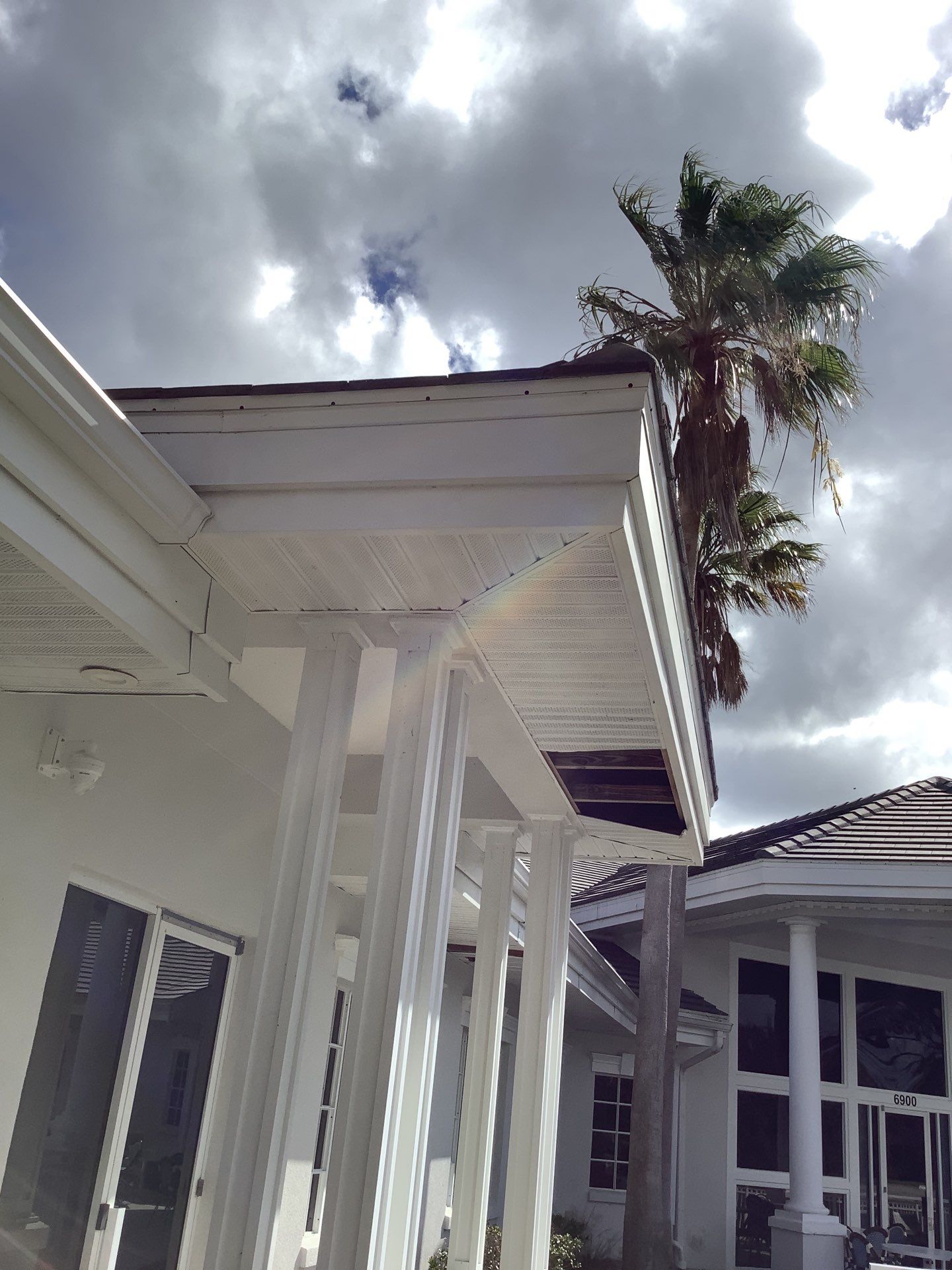 Gutter Repair and Resealing in Sarasota FL by Gutter Professors