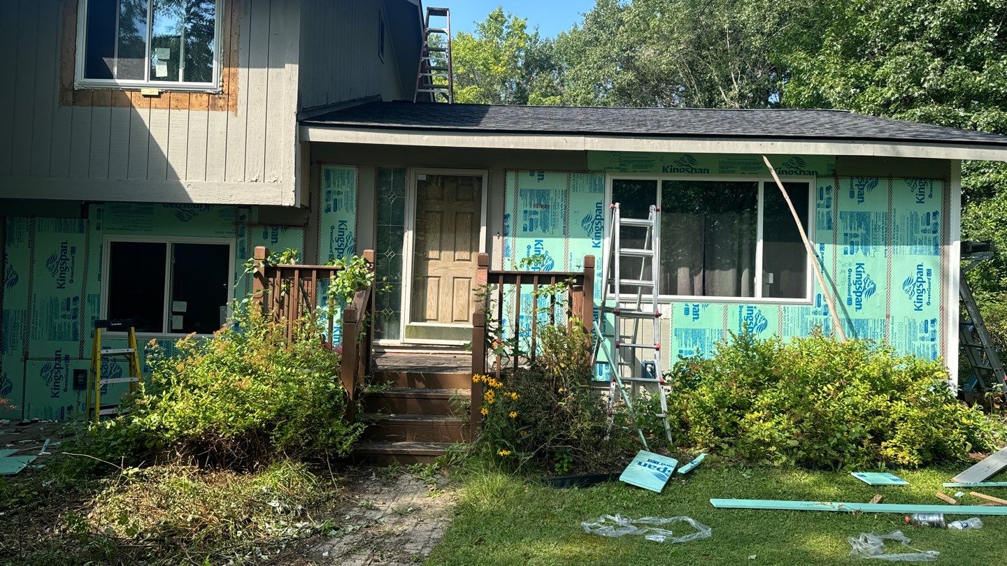Siding Replacement using Alside D4 1/2" Dutchlap by 180 Contractors