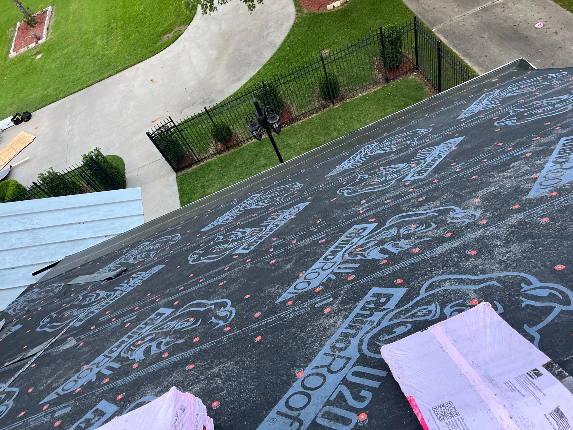 Residential Roofing Installation using Owen's Corning Duration (Lifetime) Shingles by Roof Repair Company