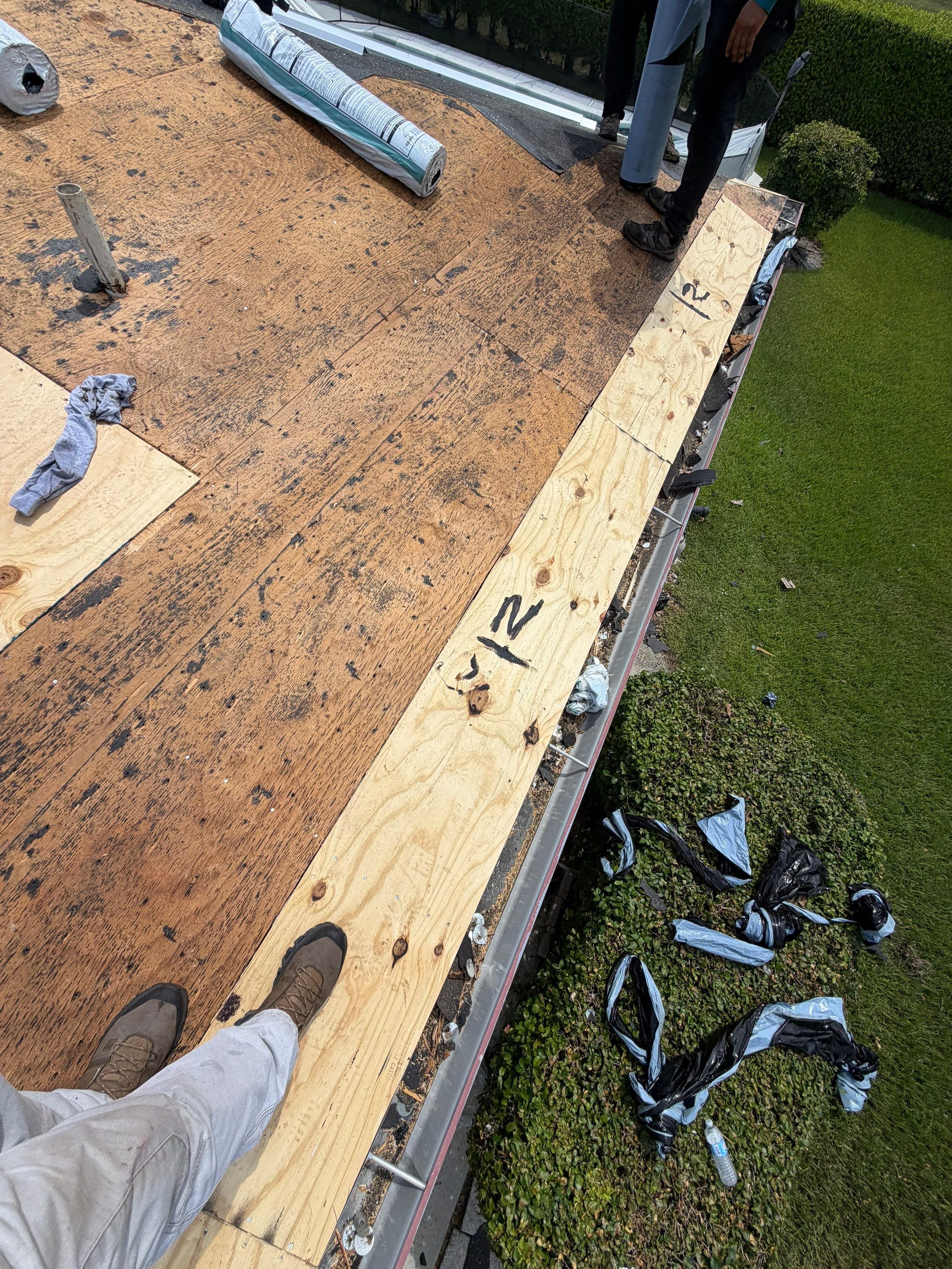 Comprehensive Shingle and Flat Roof Replacement in Boca Raton by Aastro Roofing