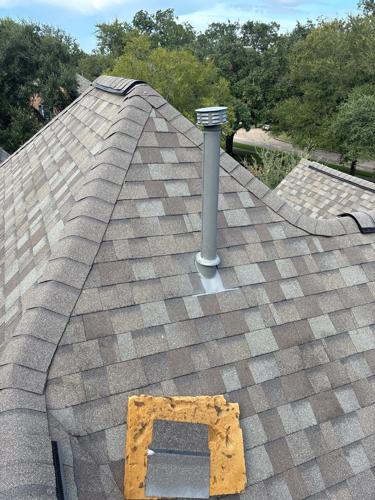 Residential Roofing Installation using Owen's Corning Duration (Lifetime) Shingles by Roof Repair Company