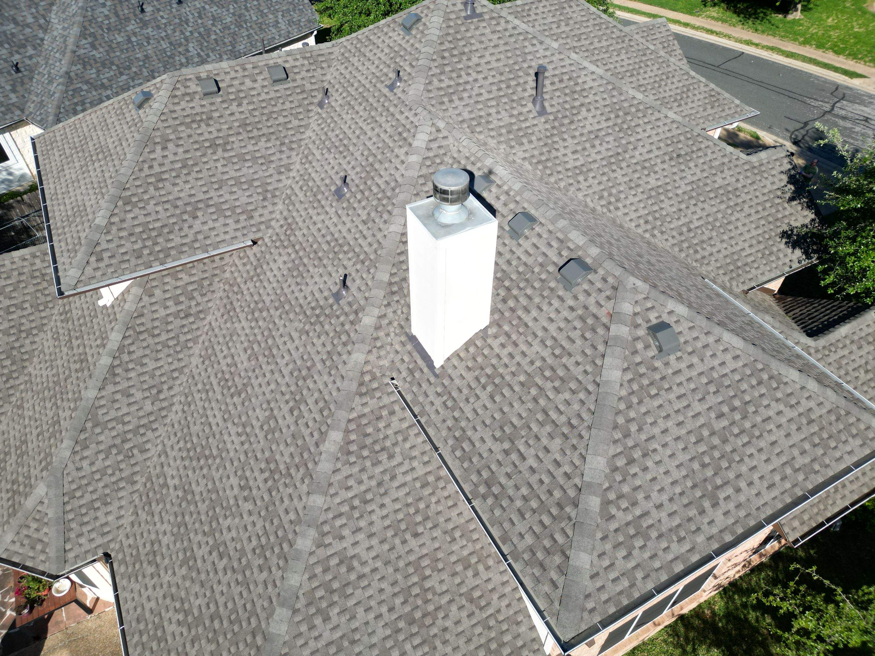 Weathered Wood - GAF Timberline HDZ by RoofsOnly.com