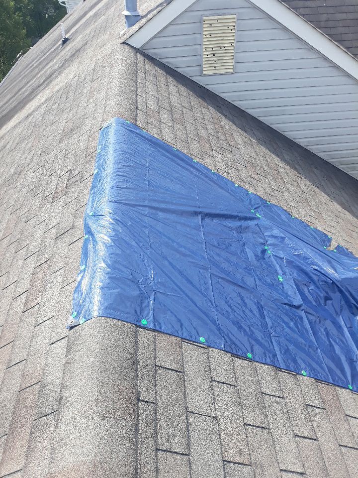 Woodbridge: CertainTeed Landmark Designer Shingles in Cottage Red by RM Banning, Inc.