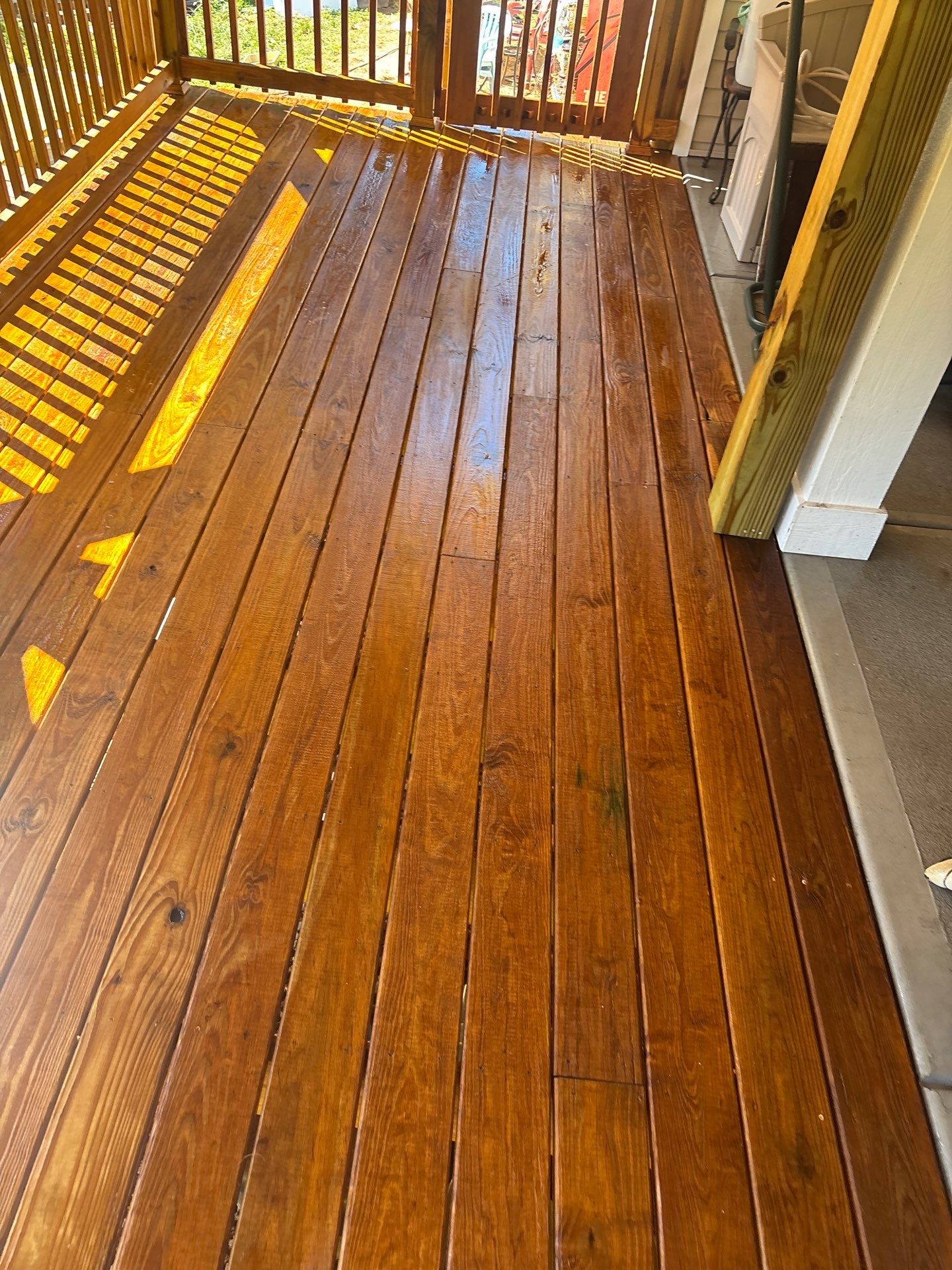 Wood Deck using Wood Sealant by DuraSeal