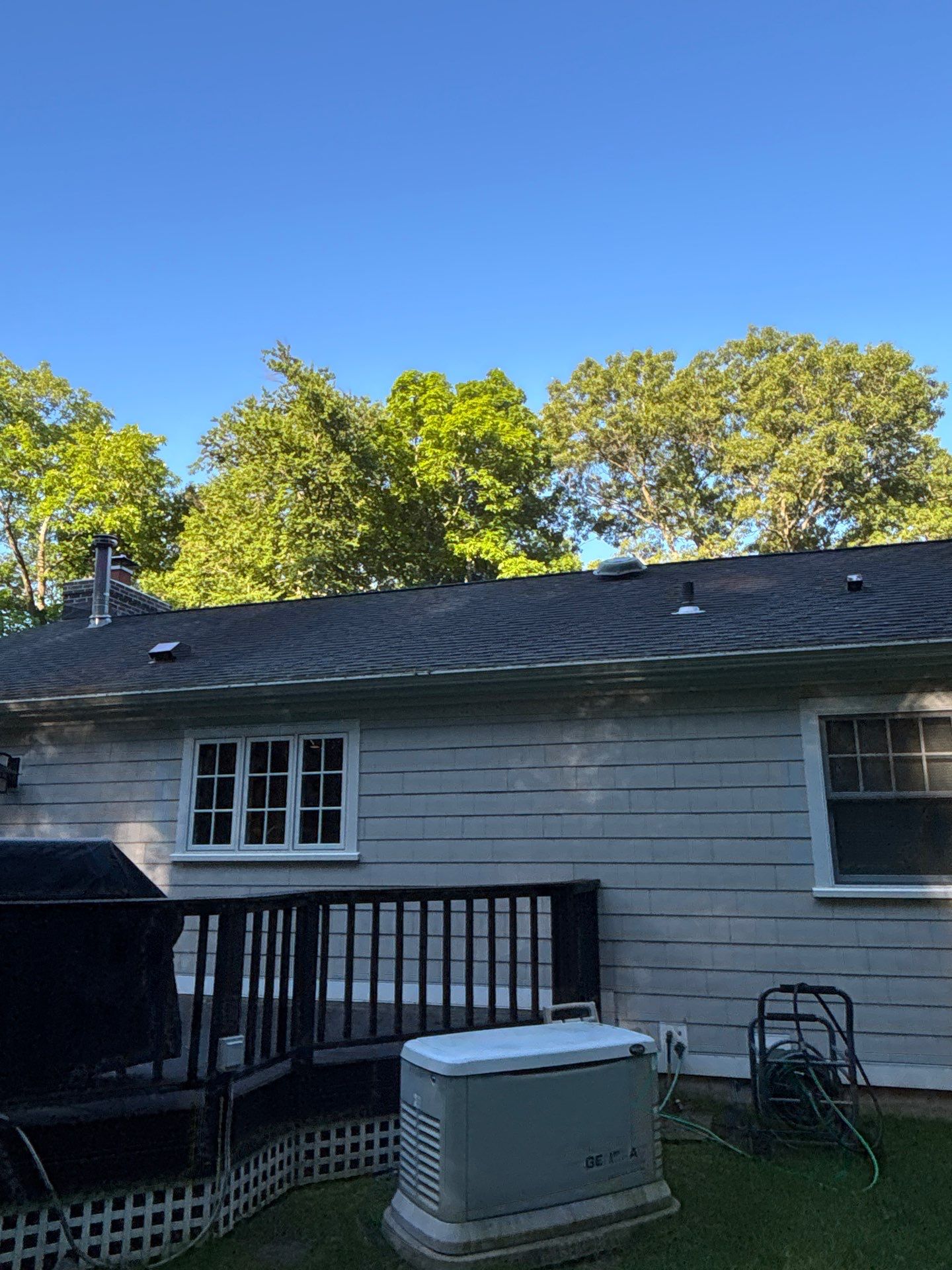 DiGiorgi installs a beautiful roof in Wilton, CT by DiGiorgi Roofing and Siding Inc