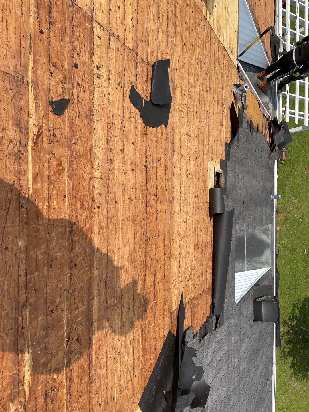 Grace Church of the Nazarene - Parsonage by Undersun Roofing 