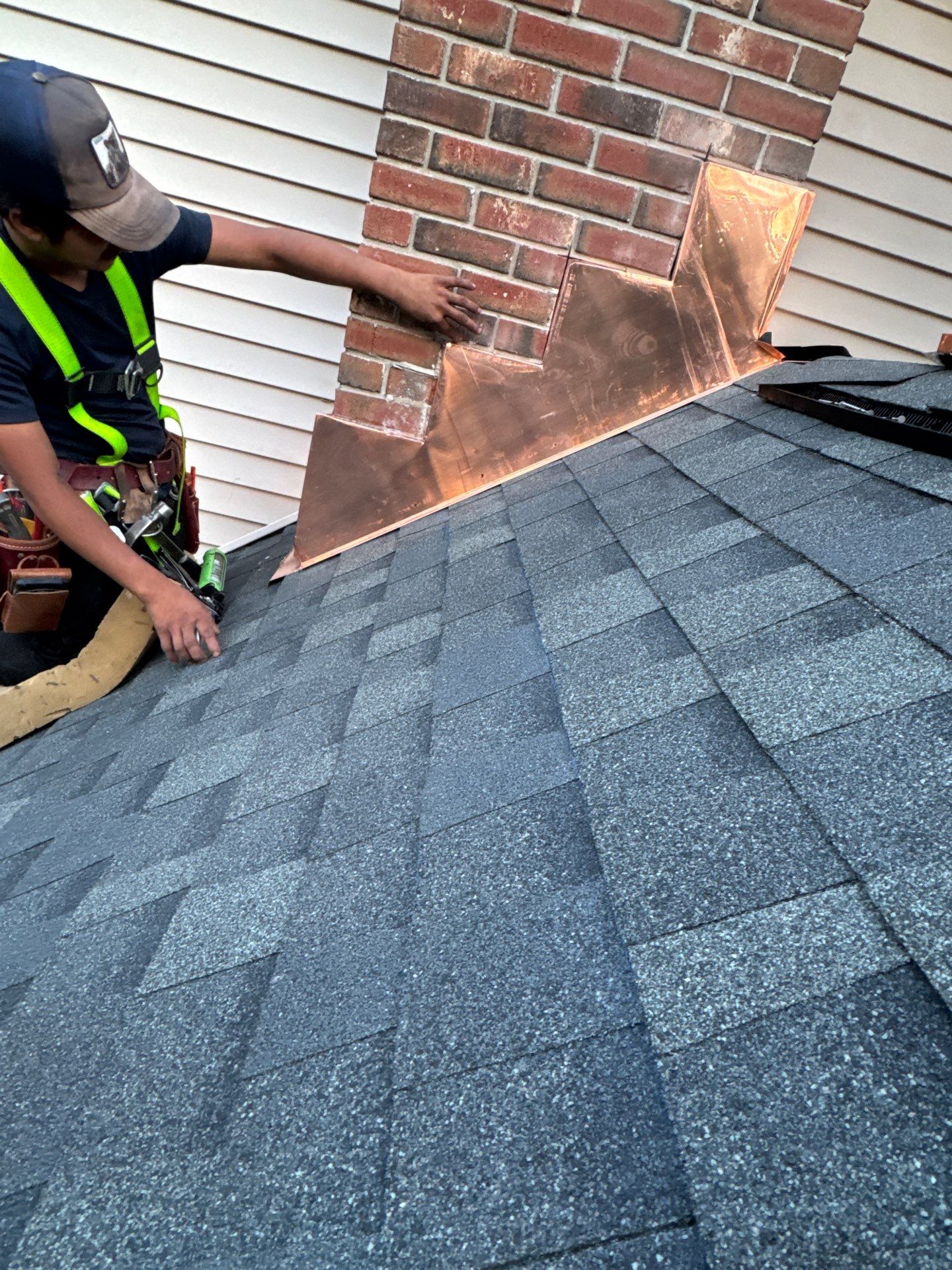 Beautiful new roof in Southbury, CT by DiGiorgi! by DiGiorgi Roofing and Siding Inc