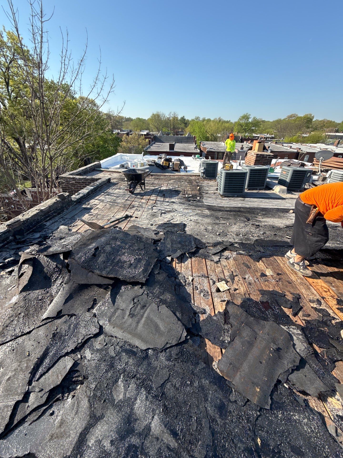 Multi-Family TPO Roof Installation and Masonry Repair in St. Louis by Acute Roofing And Exteriors