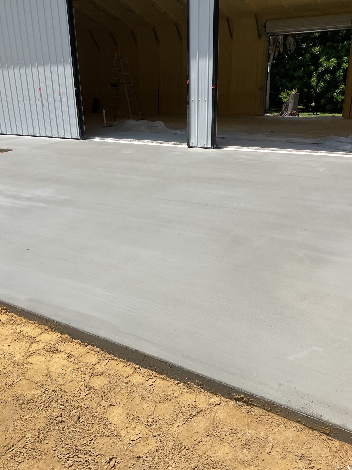 A project for the neighbors by Southern Gulf Construction