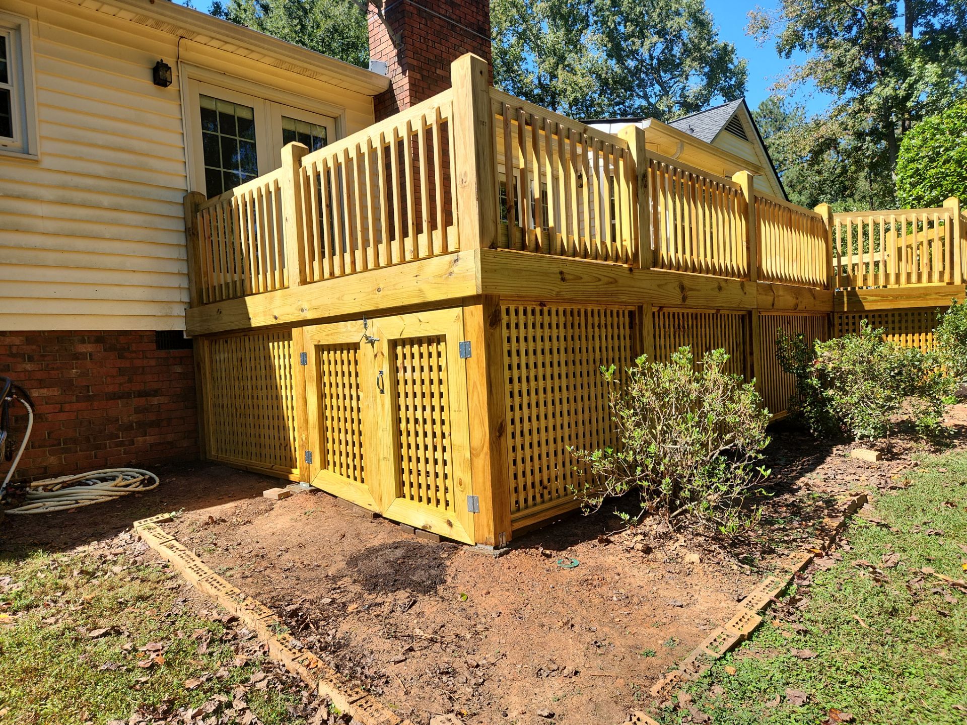 Deck using Wood Sealant by DuraSeal