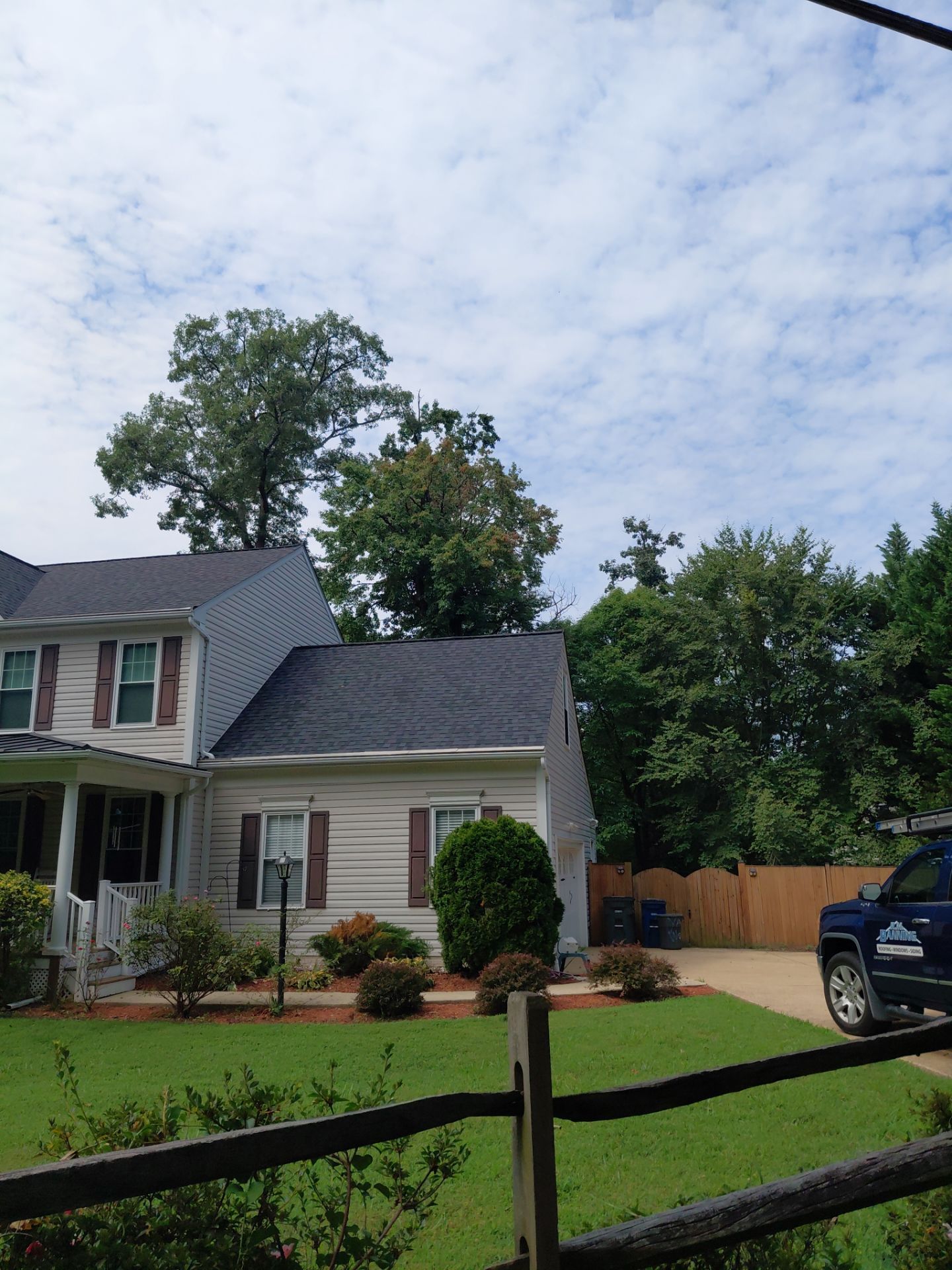 Lorton: Residential Roof with CertainTeed Landmark Pro in Max Def Moire Black by RM Banning, Inc.