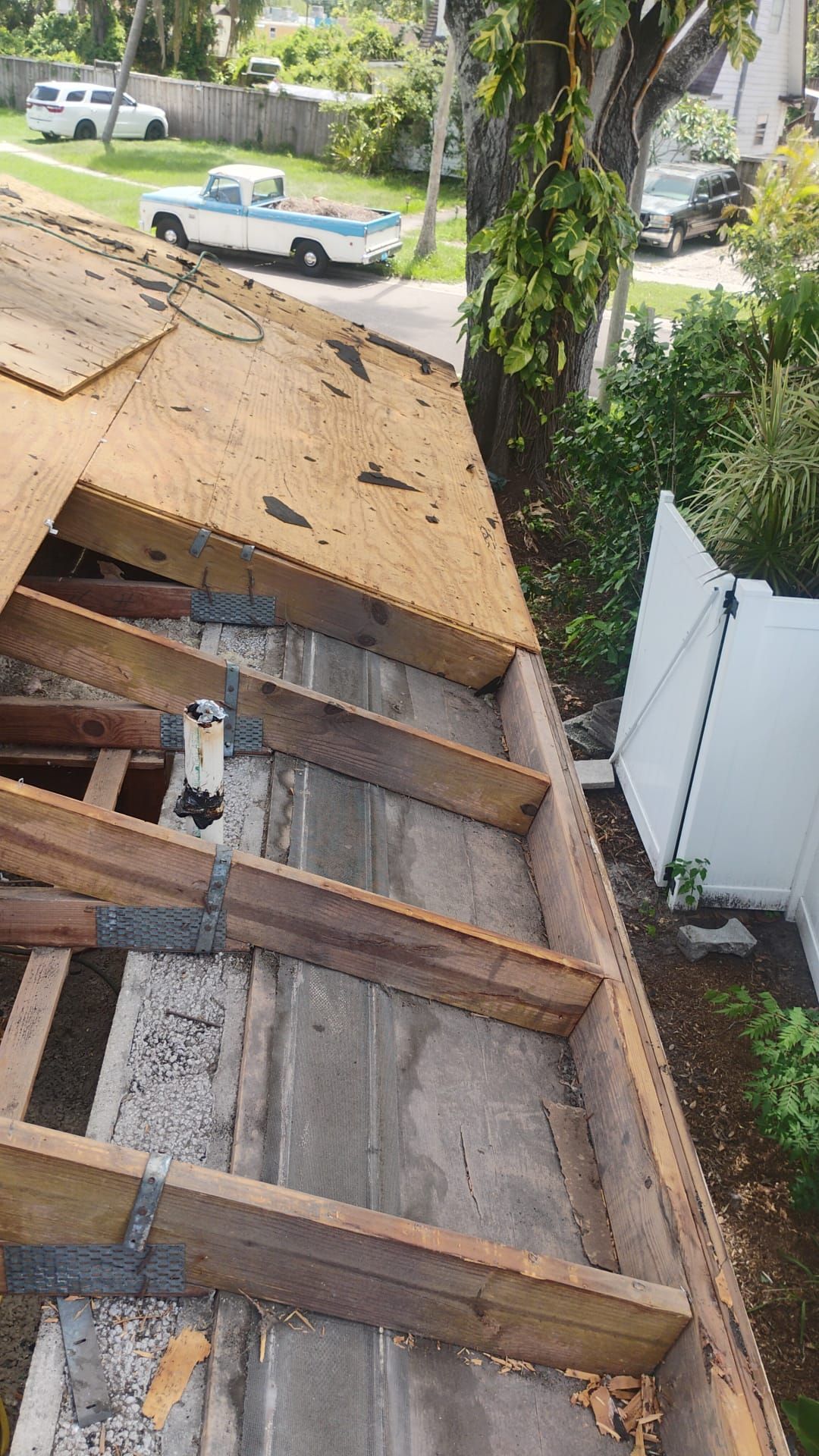 Project in St. Petersburg 33713 by Mitchell Roofing Company LLC 