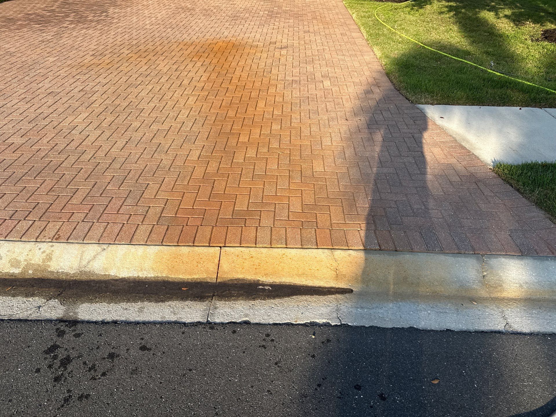 Paver Driveway & Rust Stain Removal – Oakleaf Hammock Community, Ellenton, FL by Sunshine AquaWash